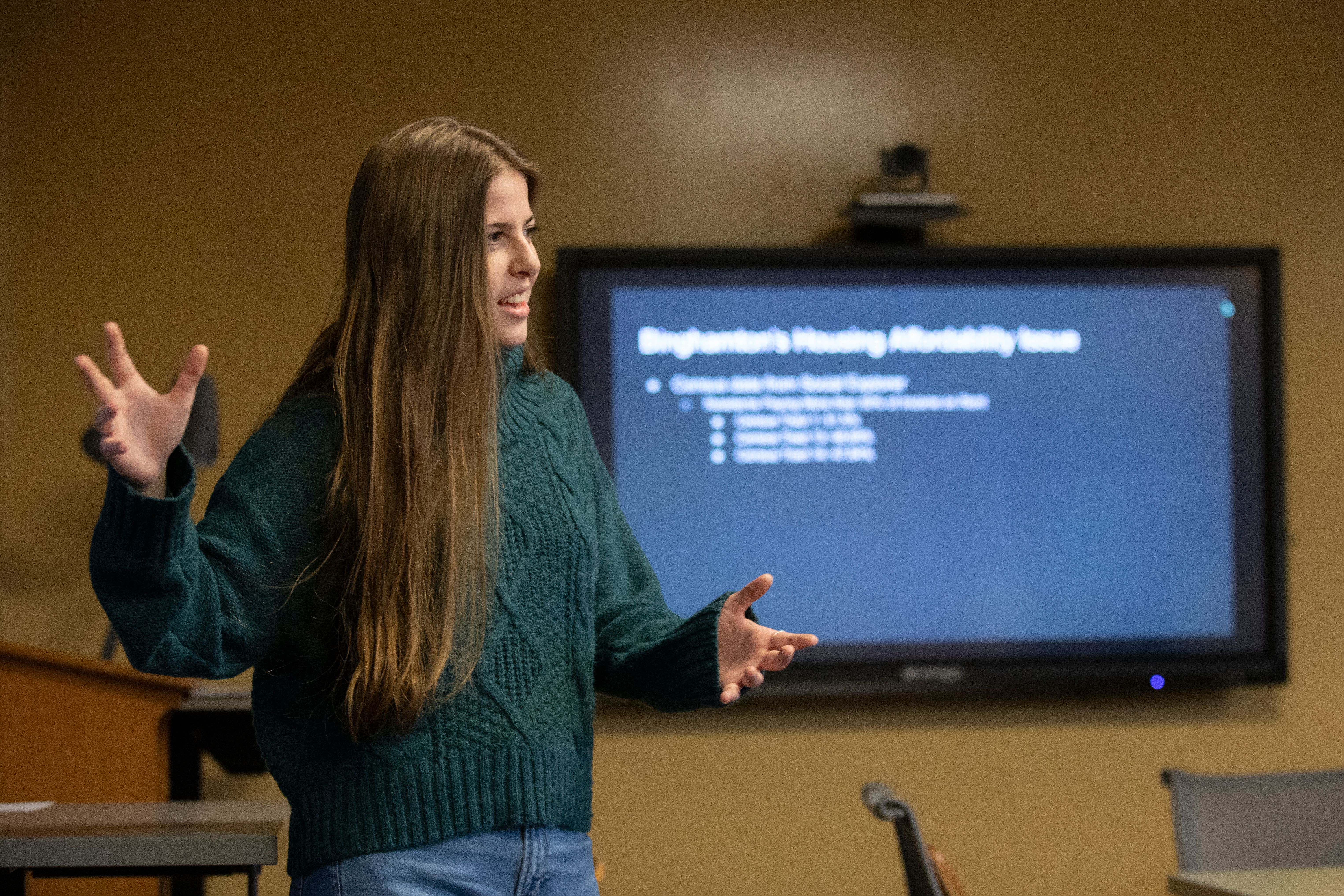 Jessica O'Keefe presents her research proposal to the class