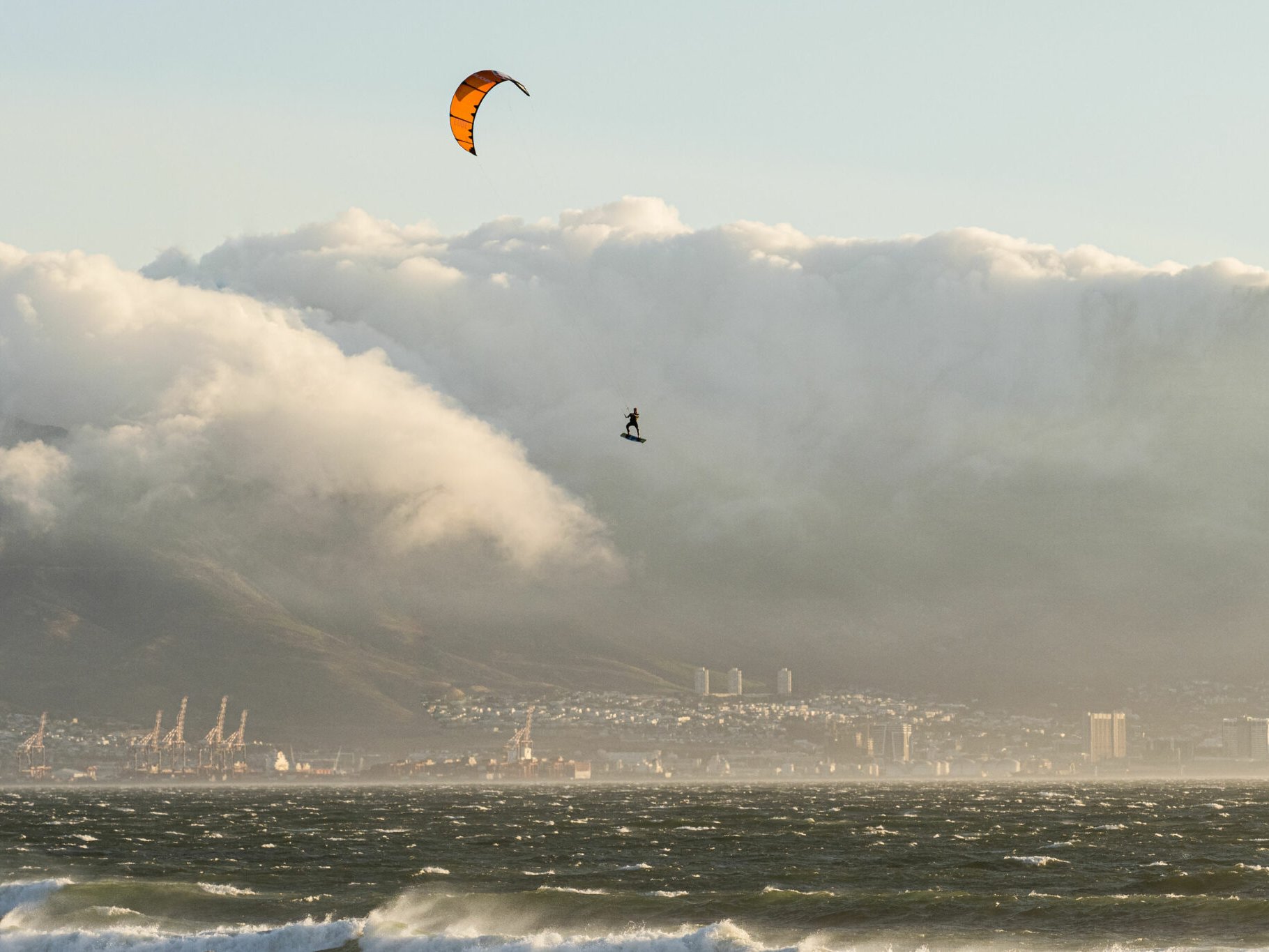 Kitesurf et bidonvilles