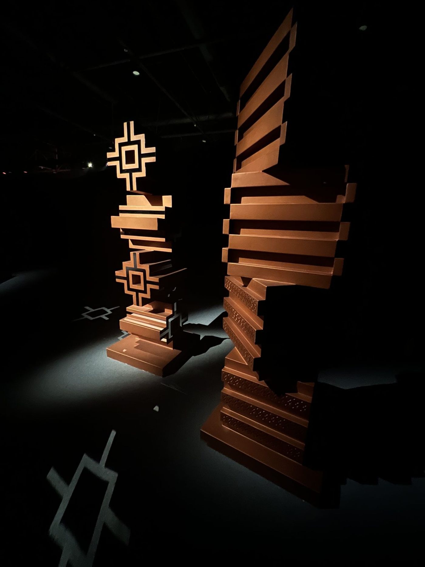 Re Large — Image 3