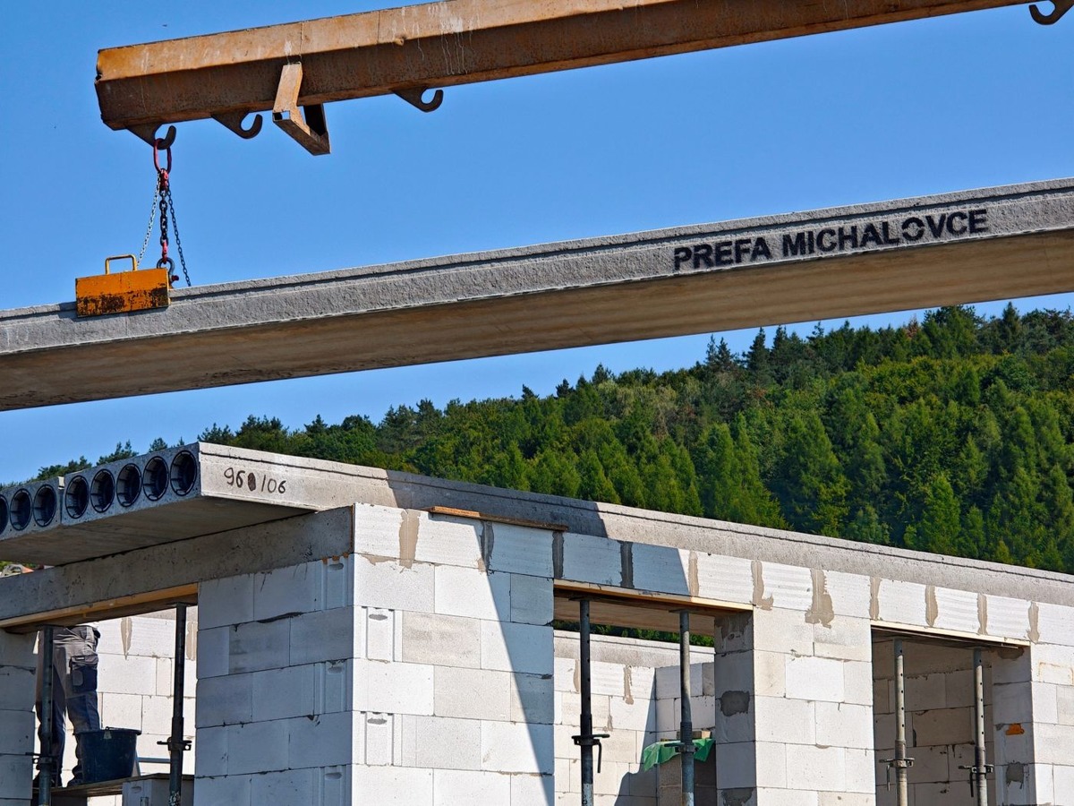 Strop pre rodinný dom: Aký vybrať? Kompletný sprievodca