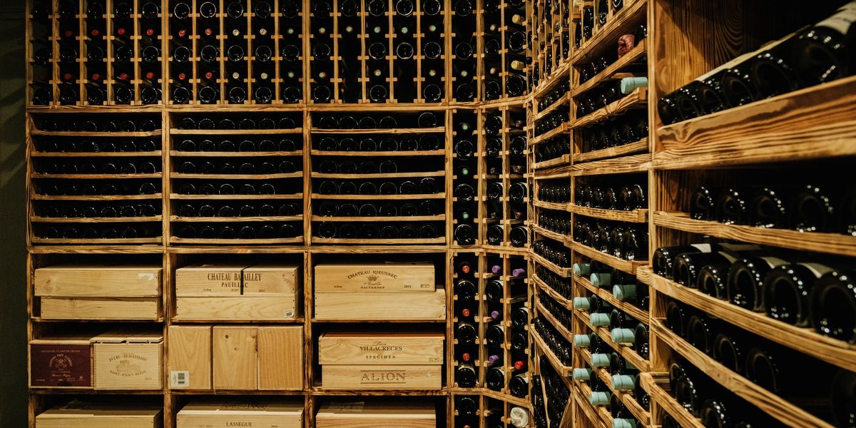 Værd at vide om vinreoler | Wineandbarrels
