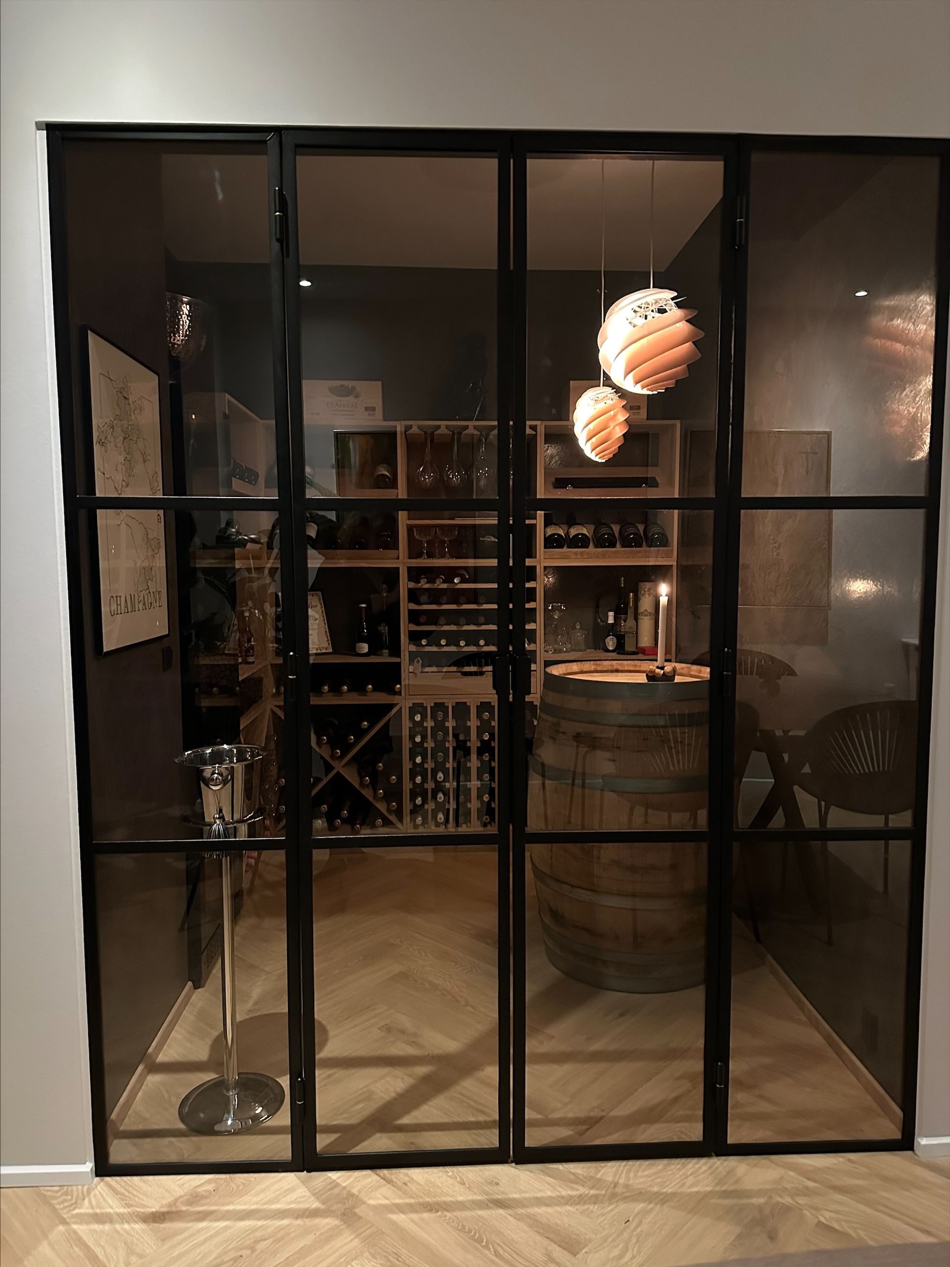 Página de inspiración - vinotecas | Wineandbarrels