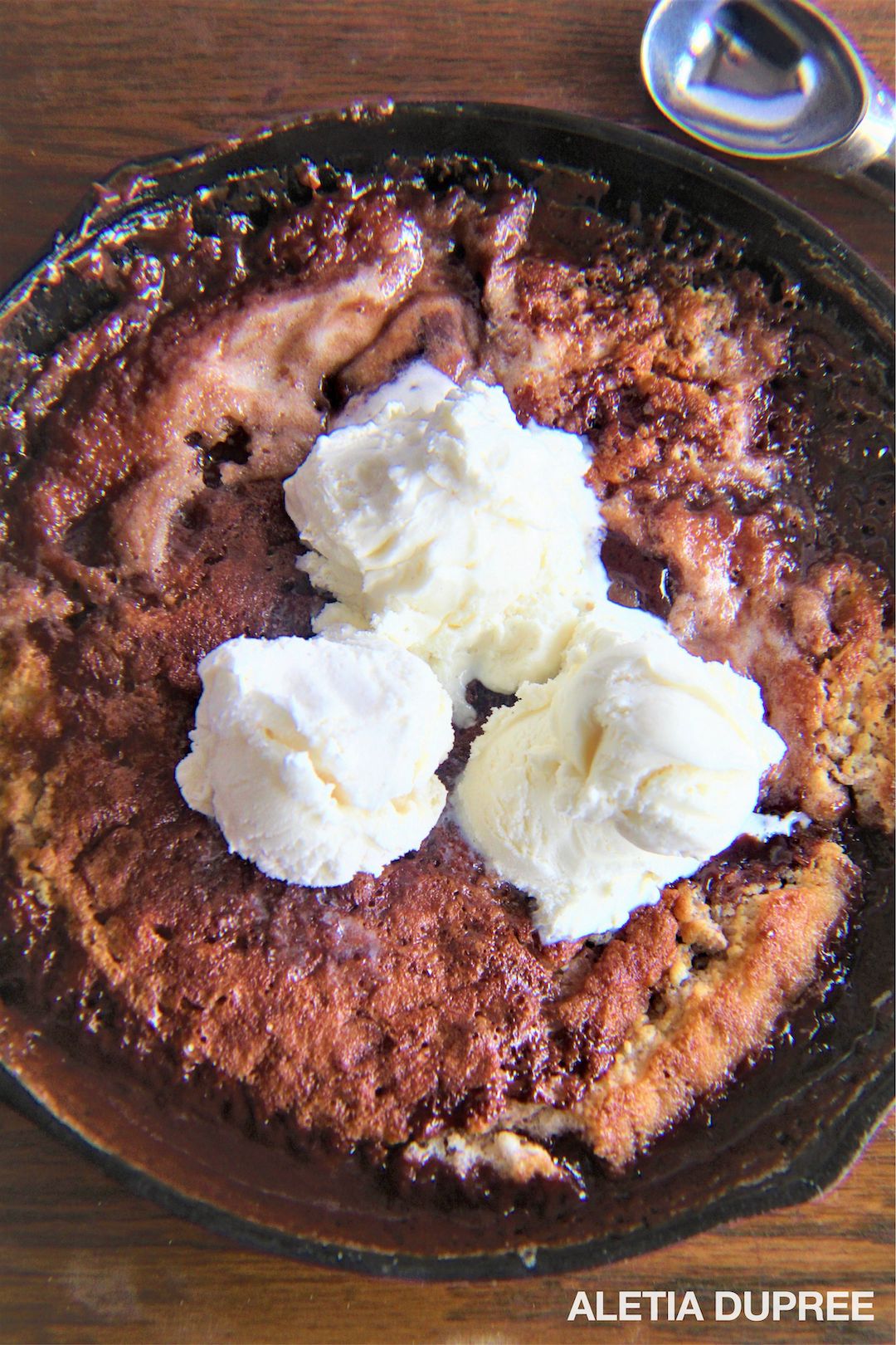 Old-Fashioned-Chocolate-Cobbler-02