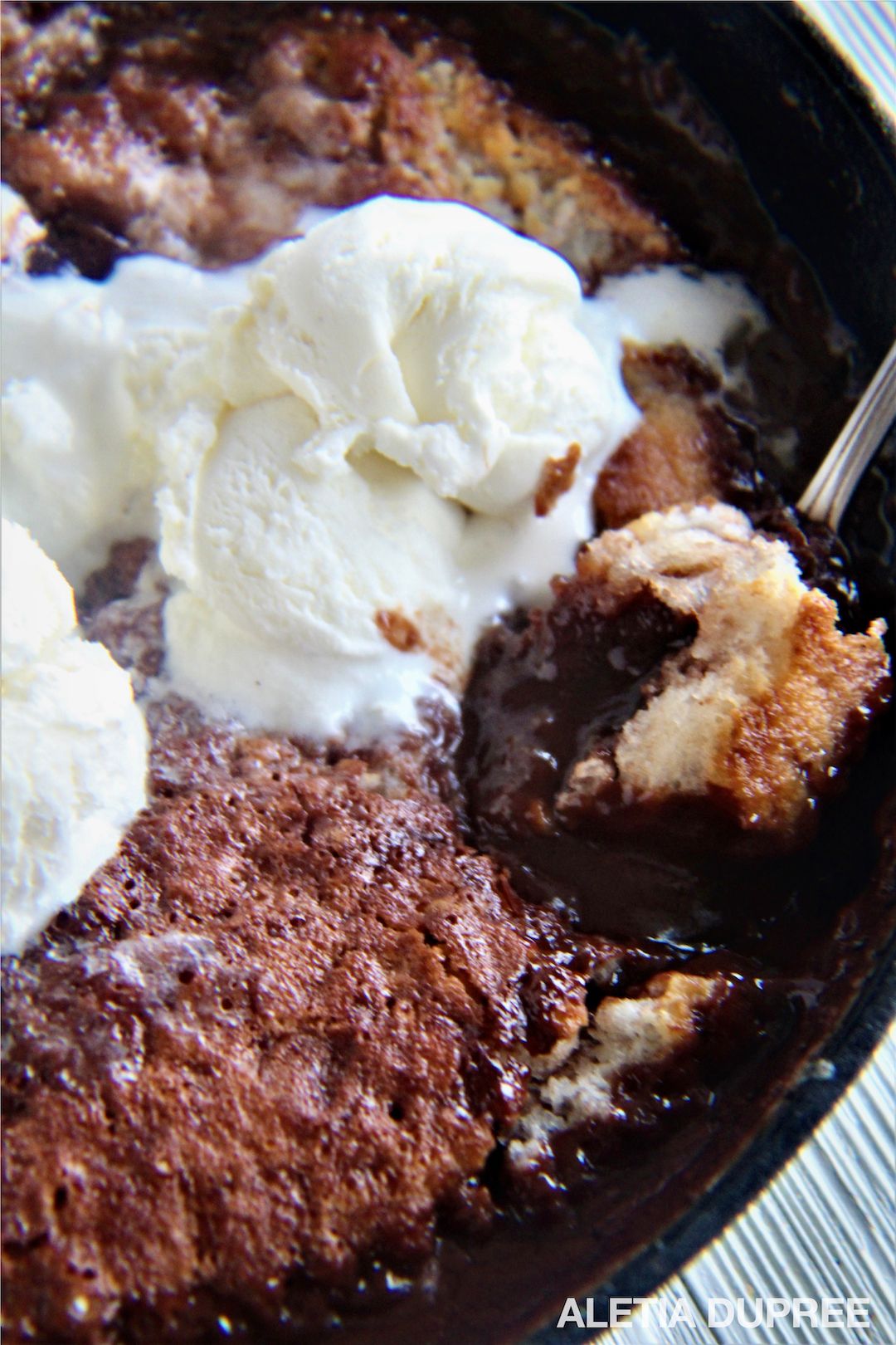 Old-Fashioned-Chocolate-Cobbler-03