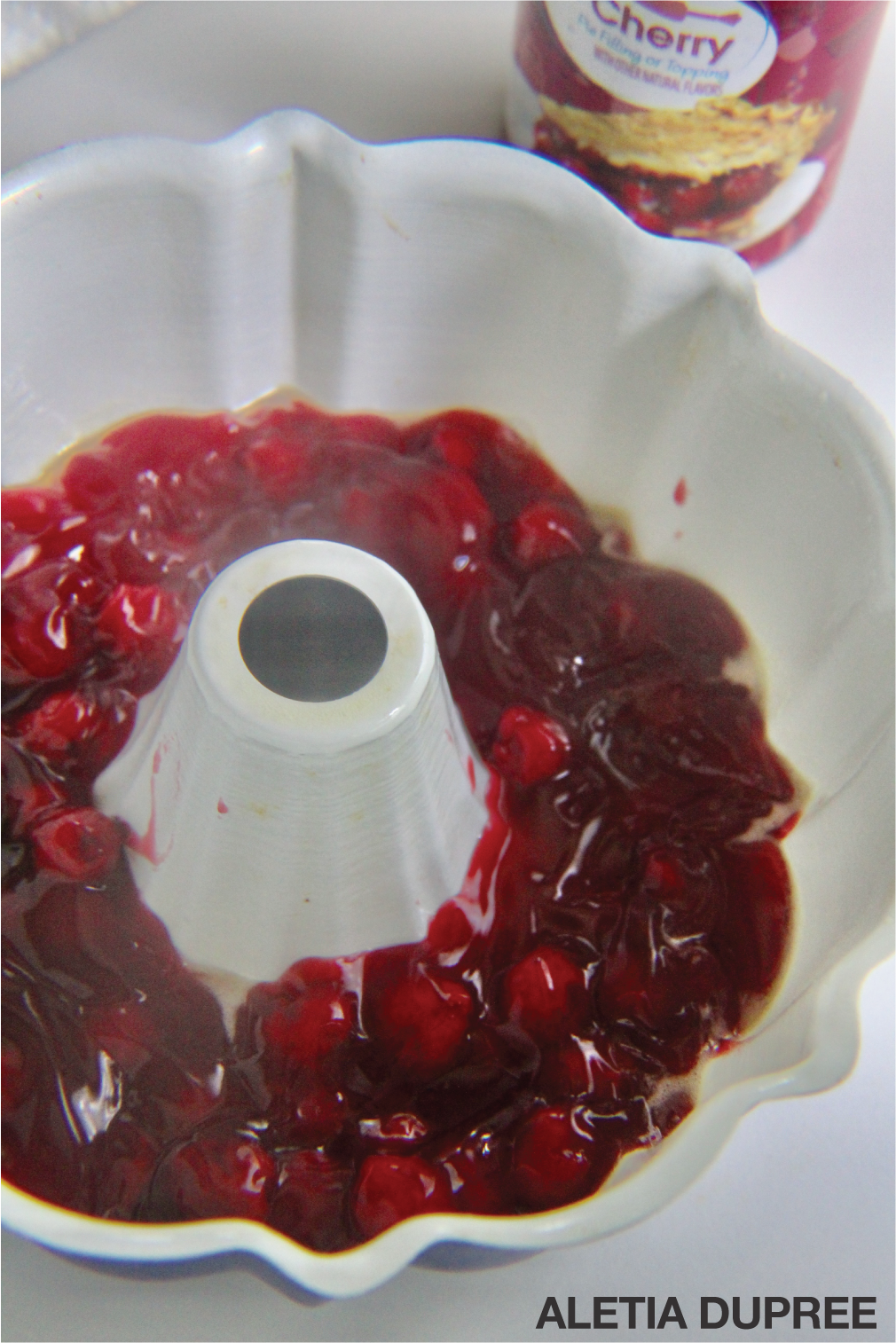 Cinnamon_Roll_Cherry_Coffee_Cake-03