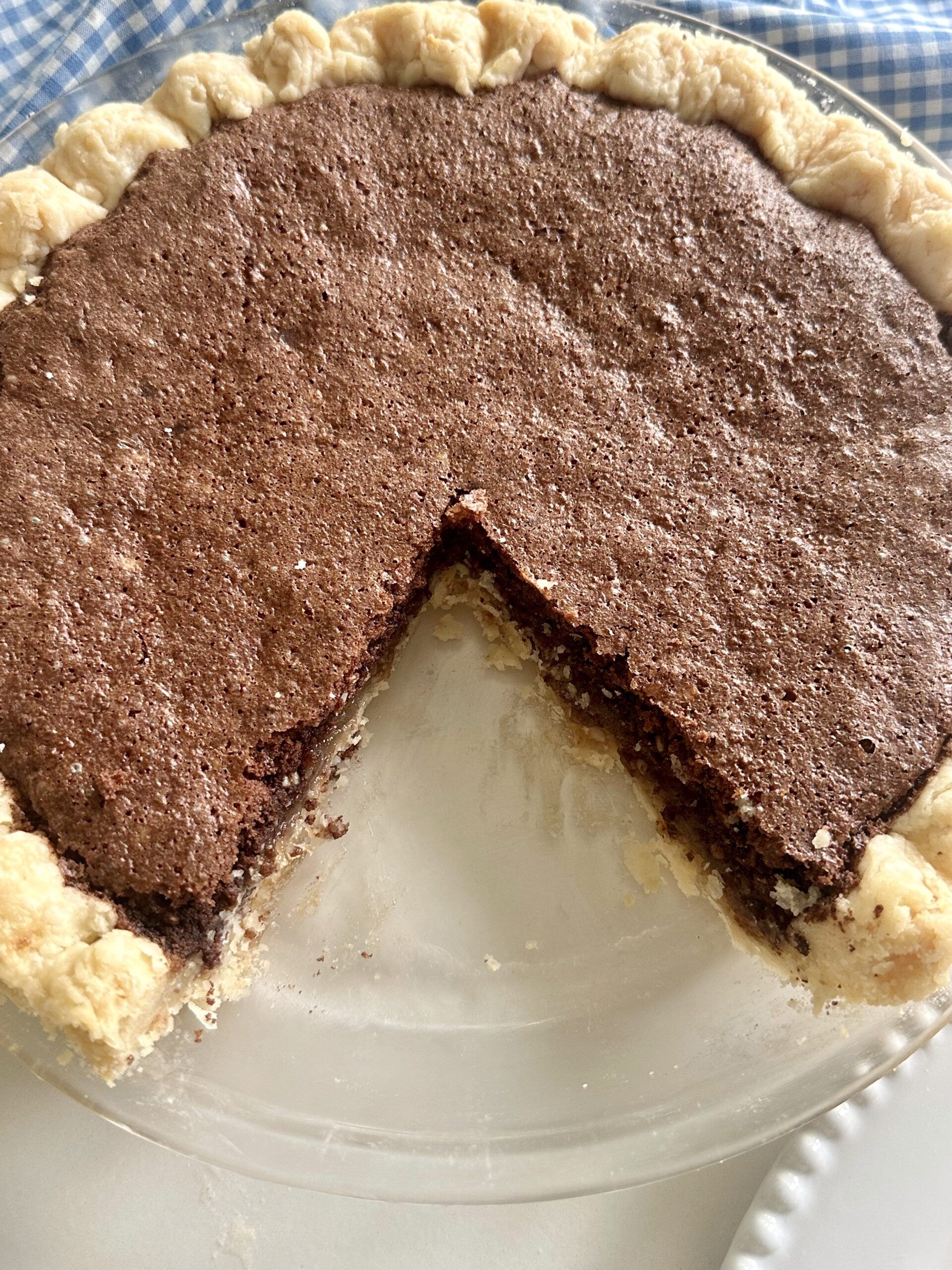 Cooled old fashioned chocolate fudge pie ready to slice
