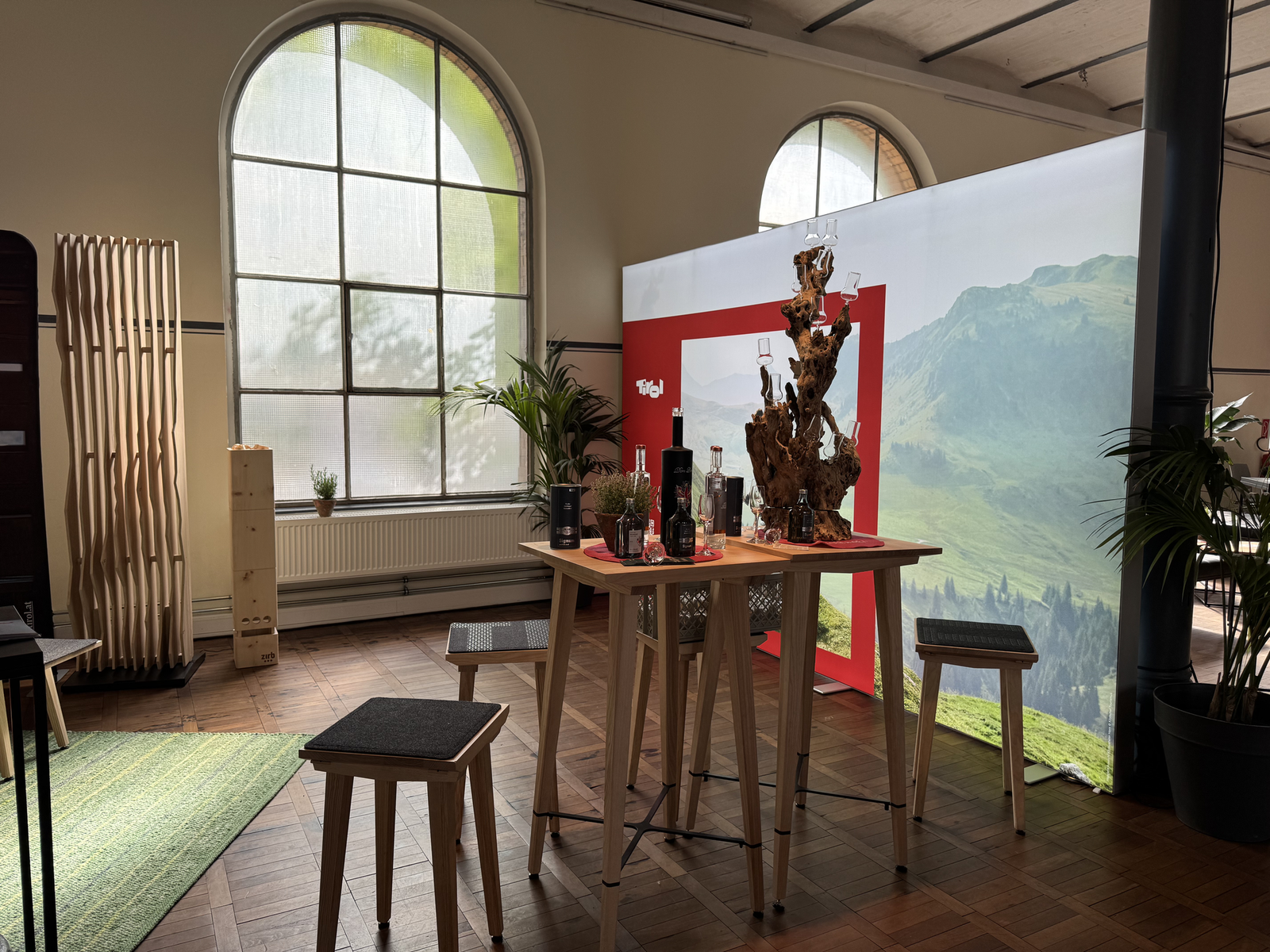 Klangraum mit Alpenvibes – Tirol Hub Berlin