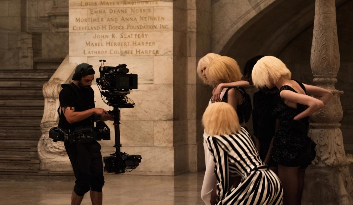 VIDEO: Marc Jacobs on the set of the new Louis Vuitton ad