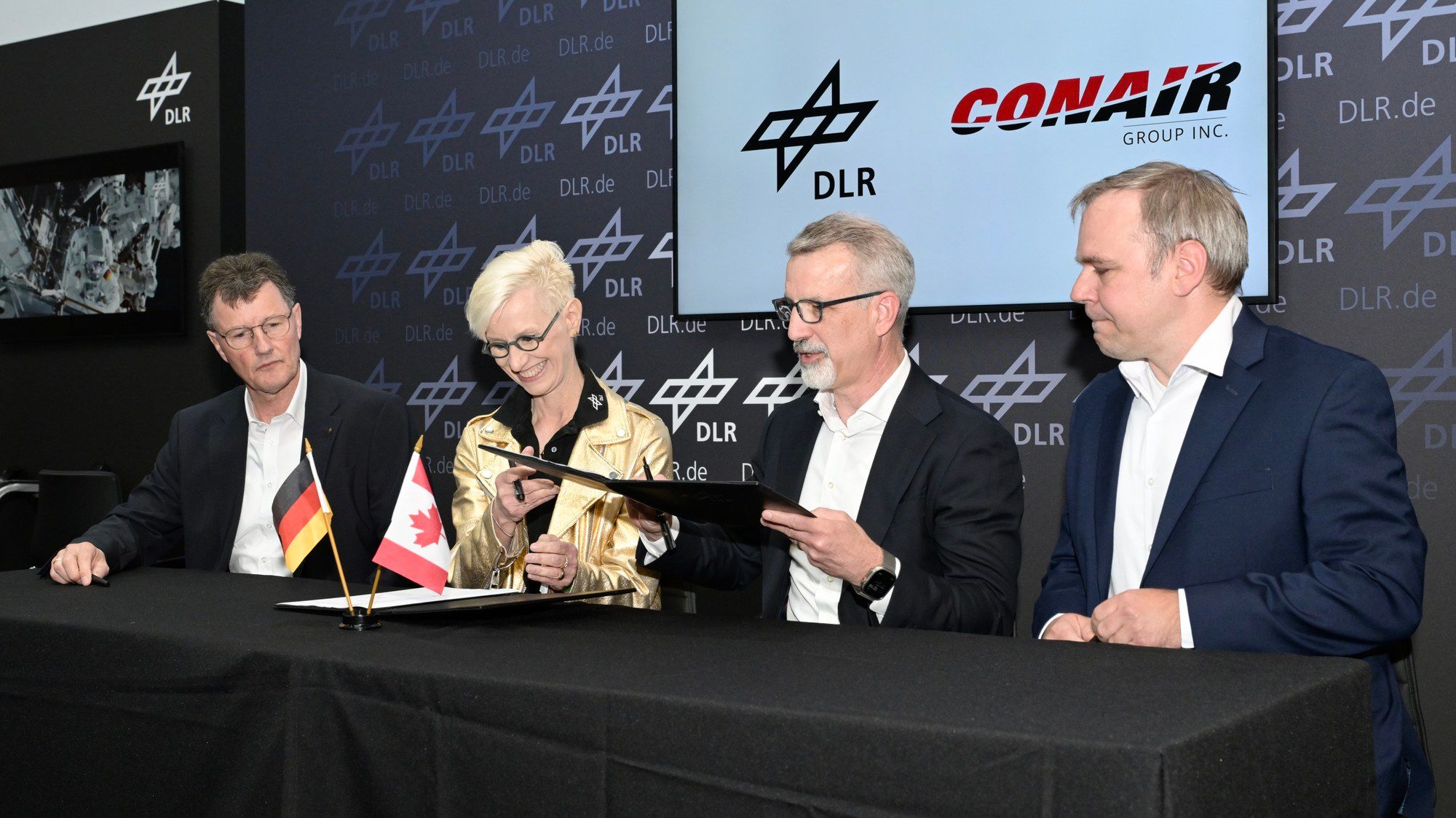 Conair Collaborates with DLR