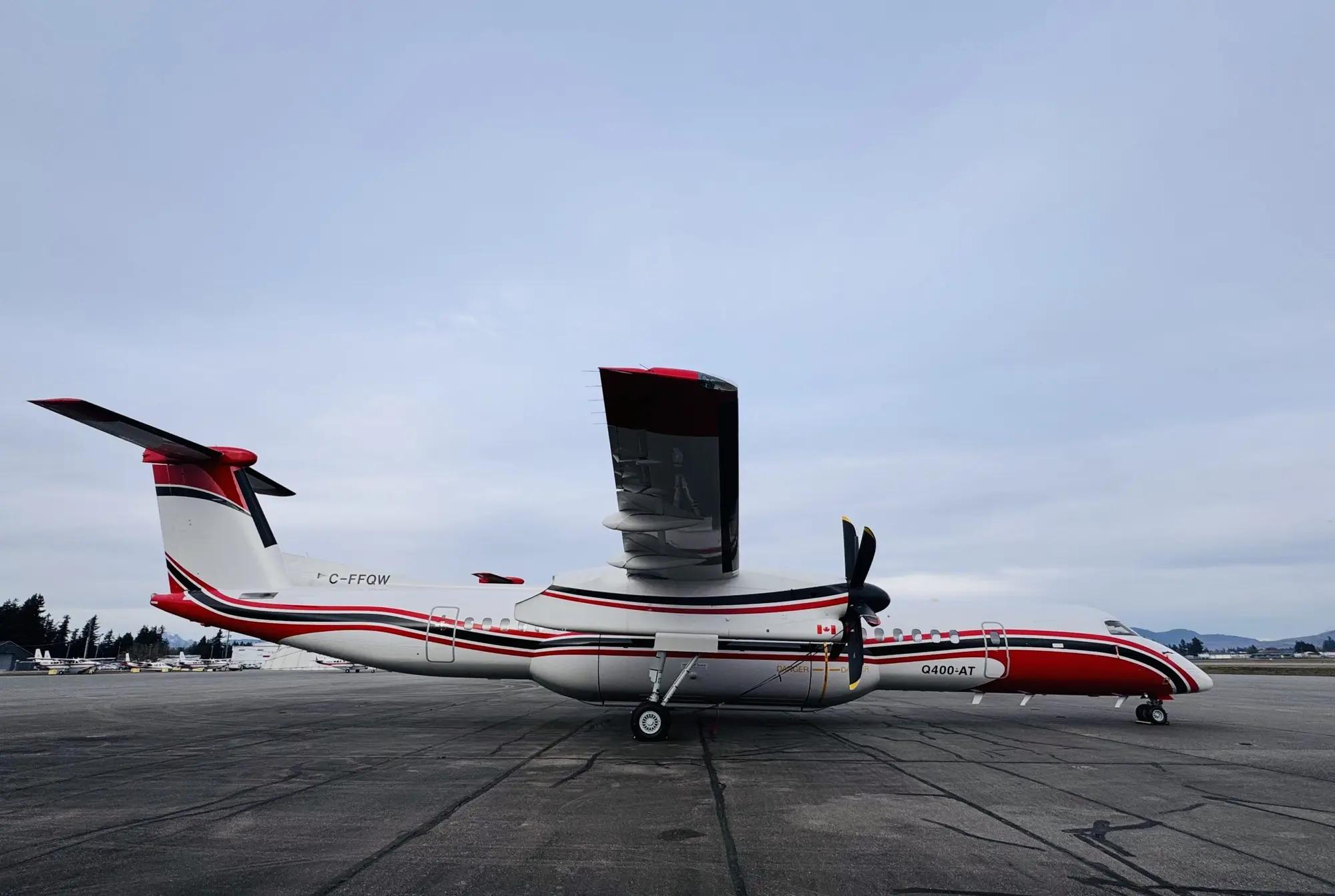 27th Dash 8-400 Airtanker