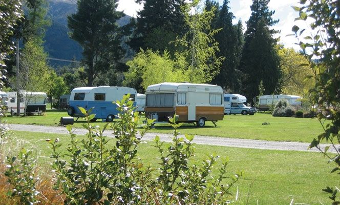 Pines Holiday Park