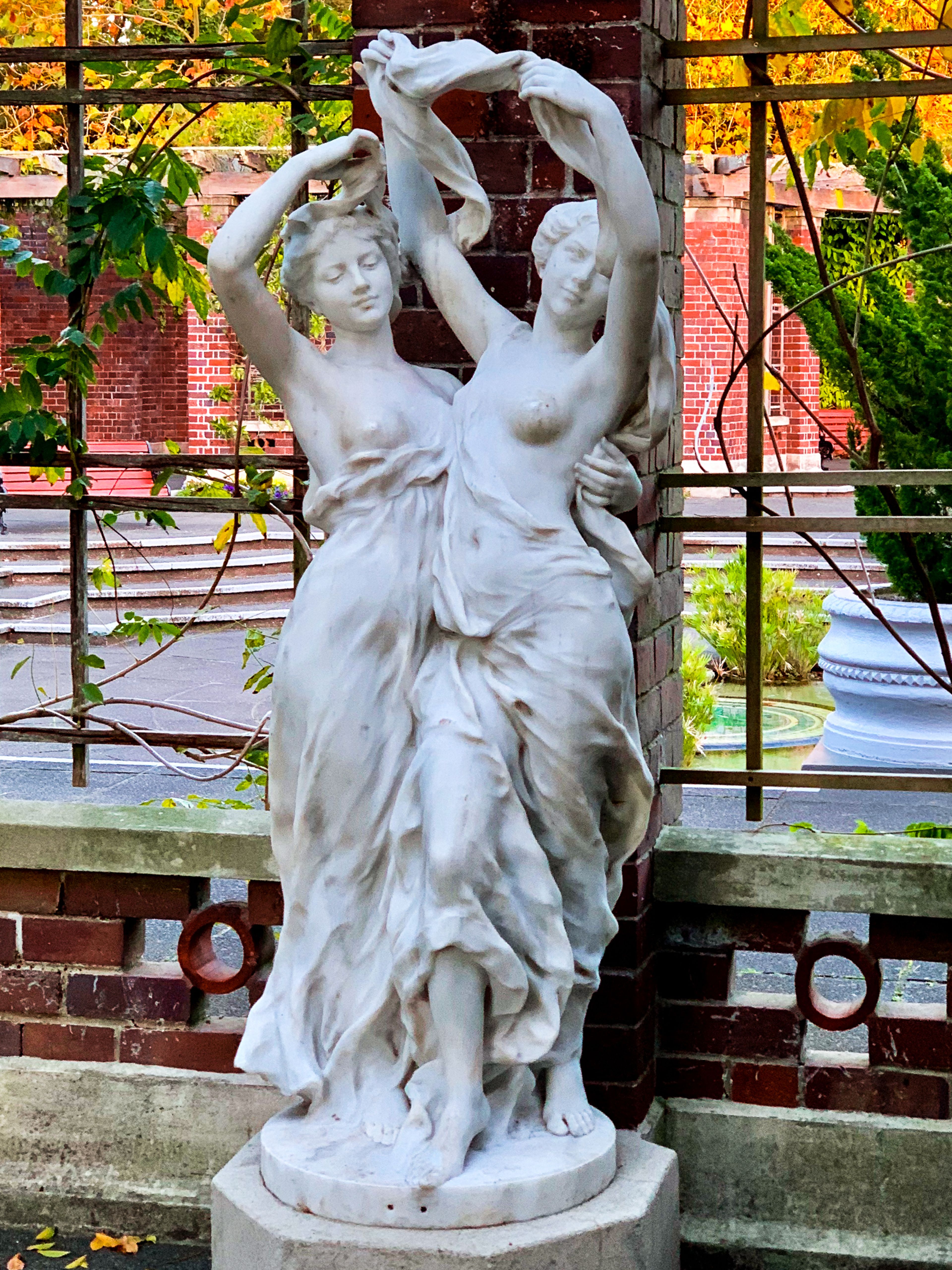 Image 2 of 10