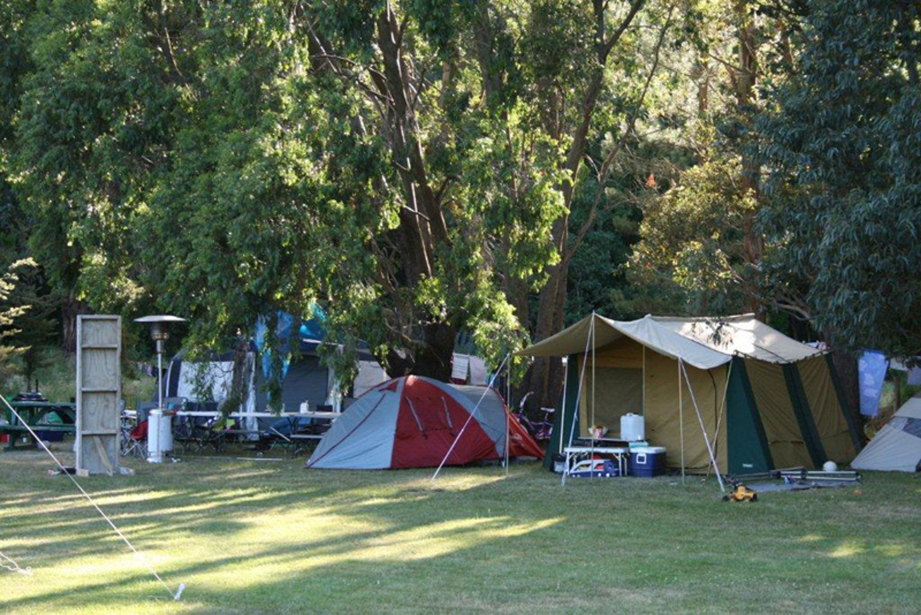 Alpine Holiday Apartments and Campground