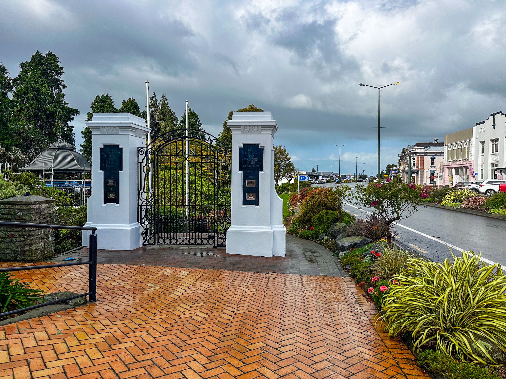Image 6 of 10