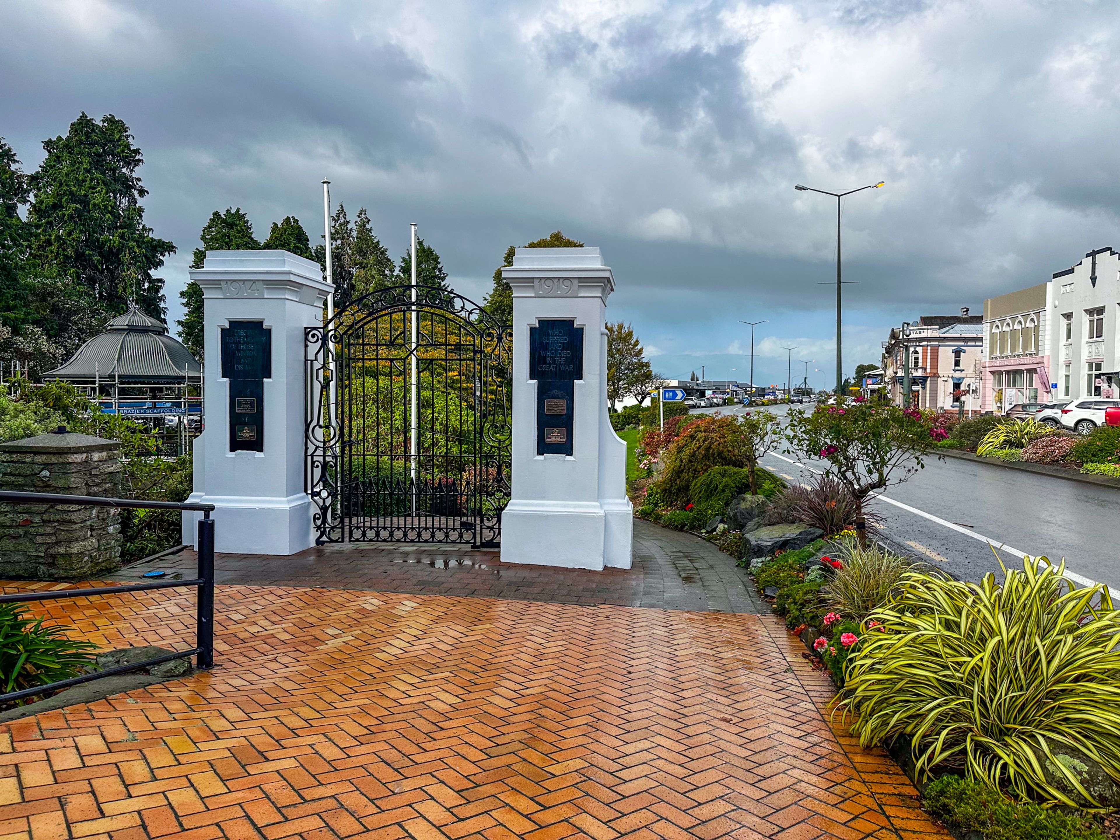 Image 6 of 10