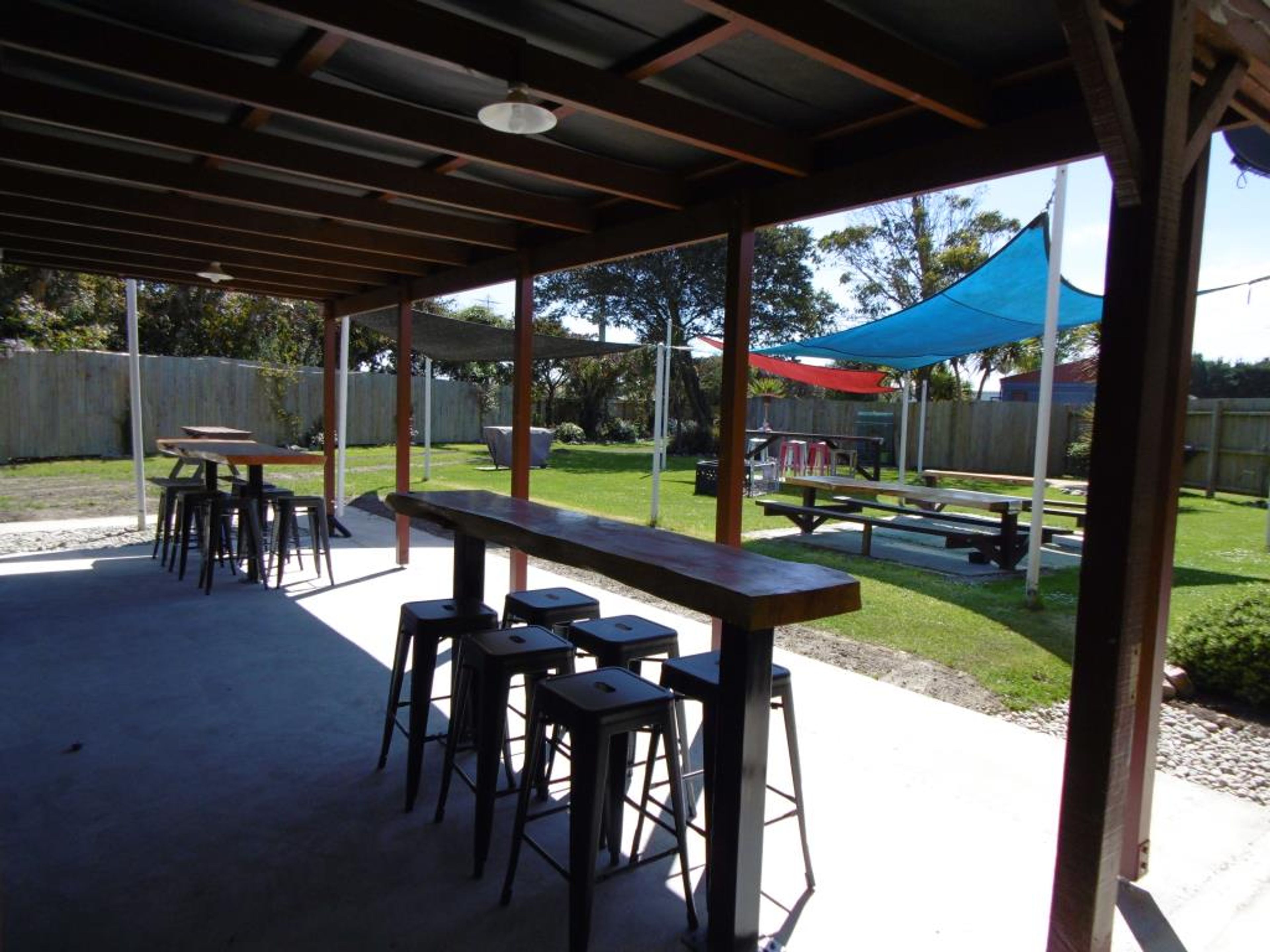 Glenavys Waitaki River Motor Camp