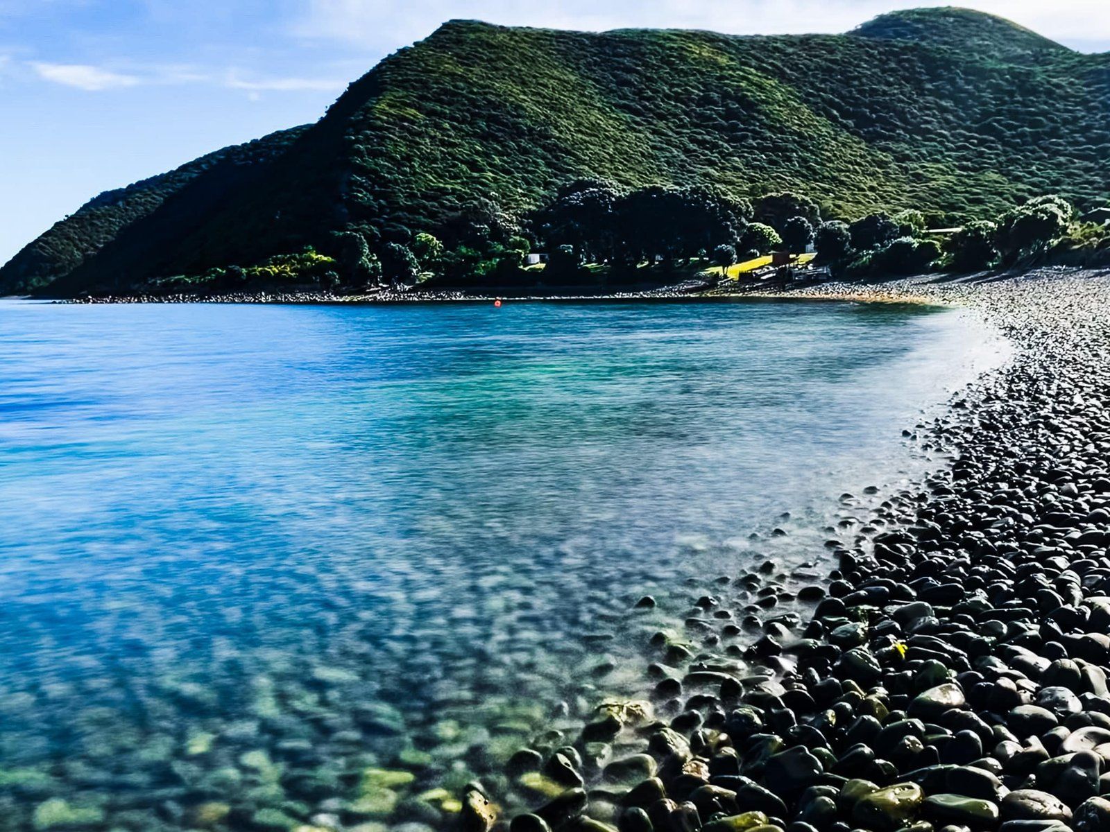 Waiorua Bay