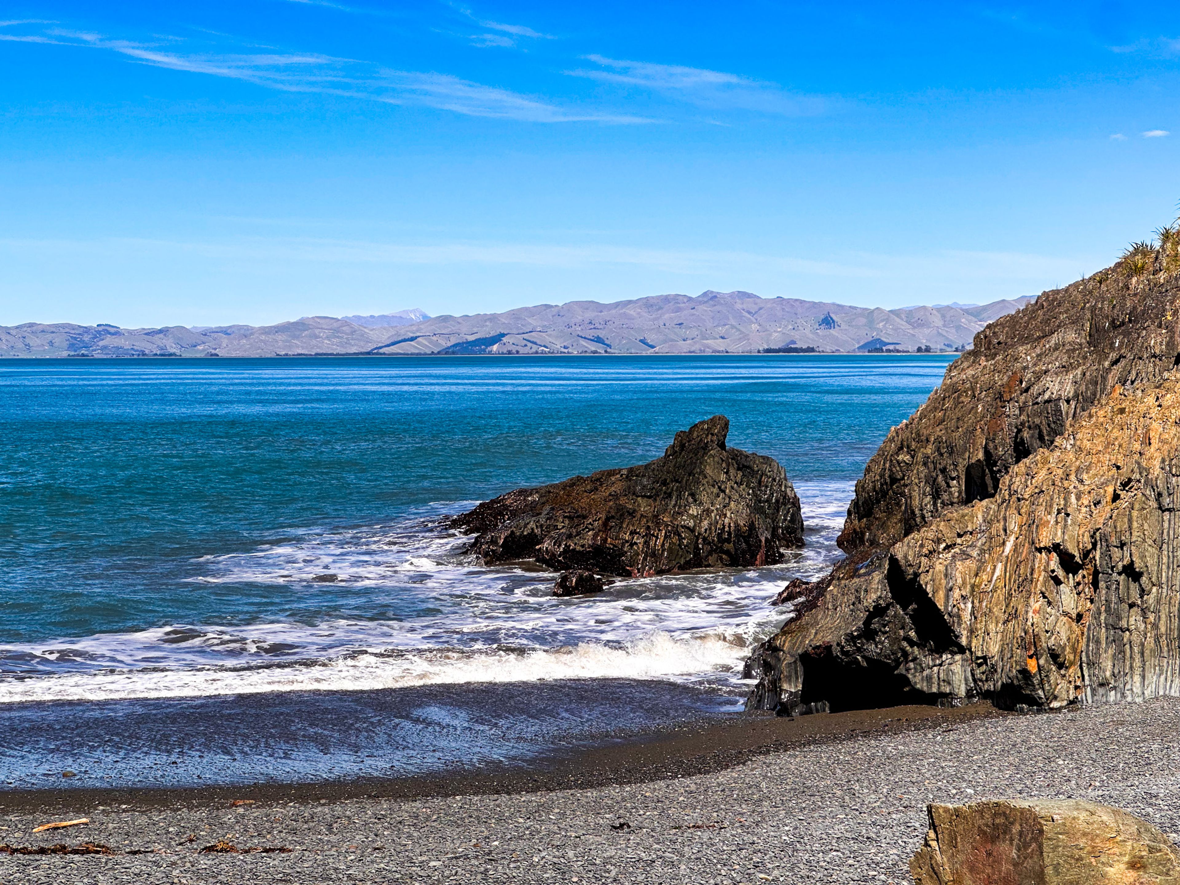 Te Ana-o-Rongomaipapa Bay