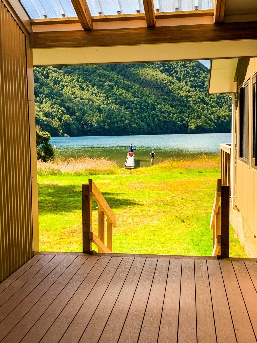 Image 3 of 7