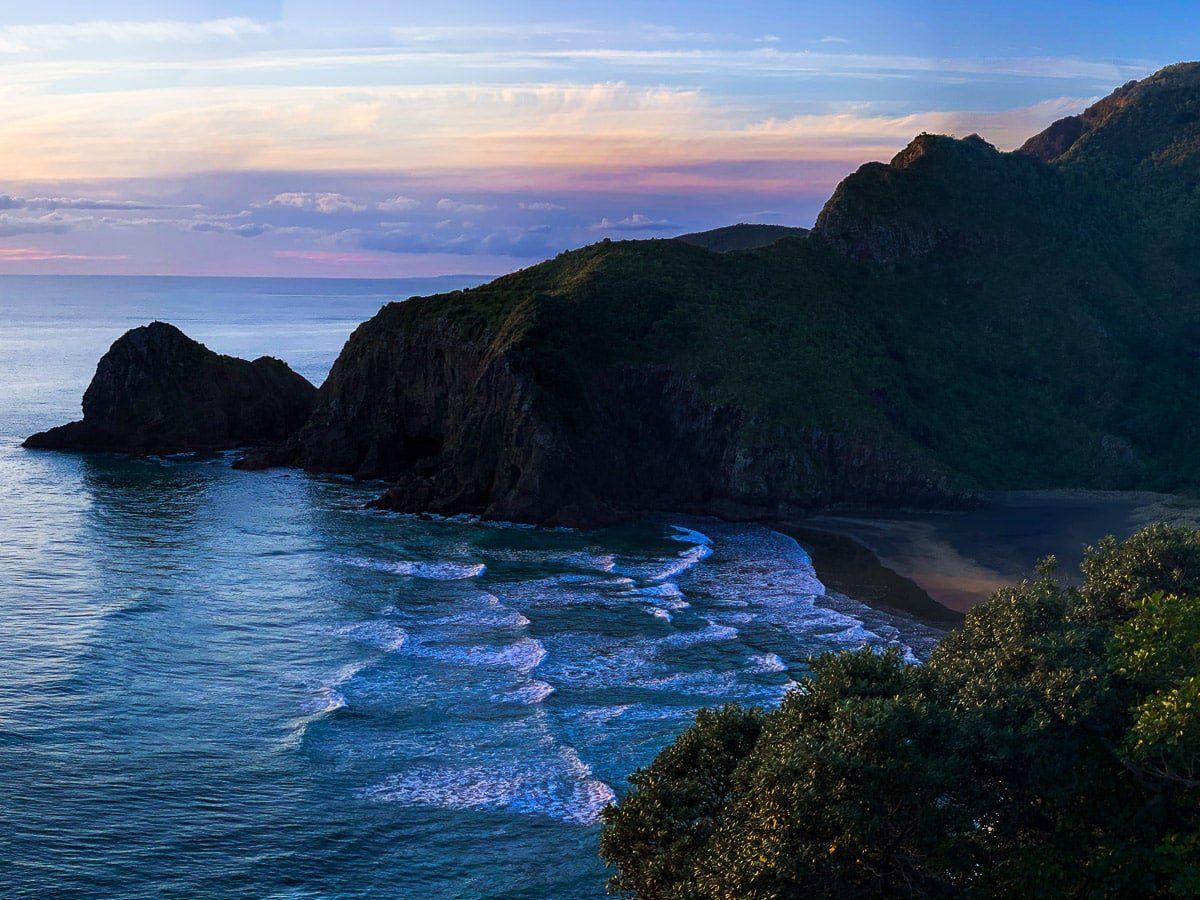 Whites Beach