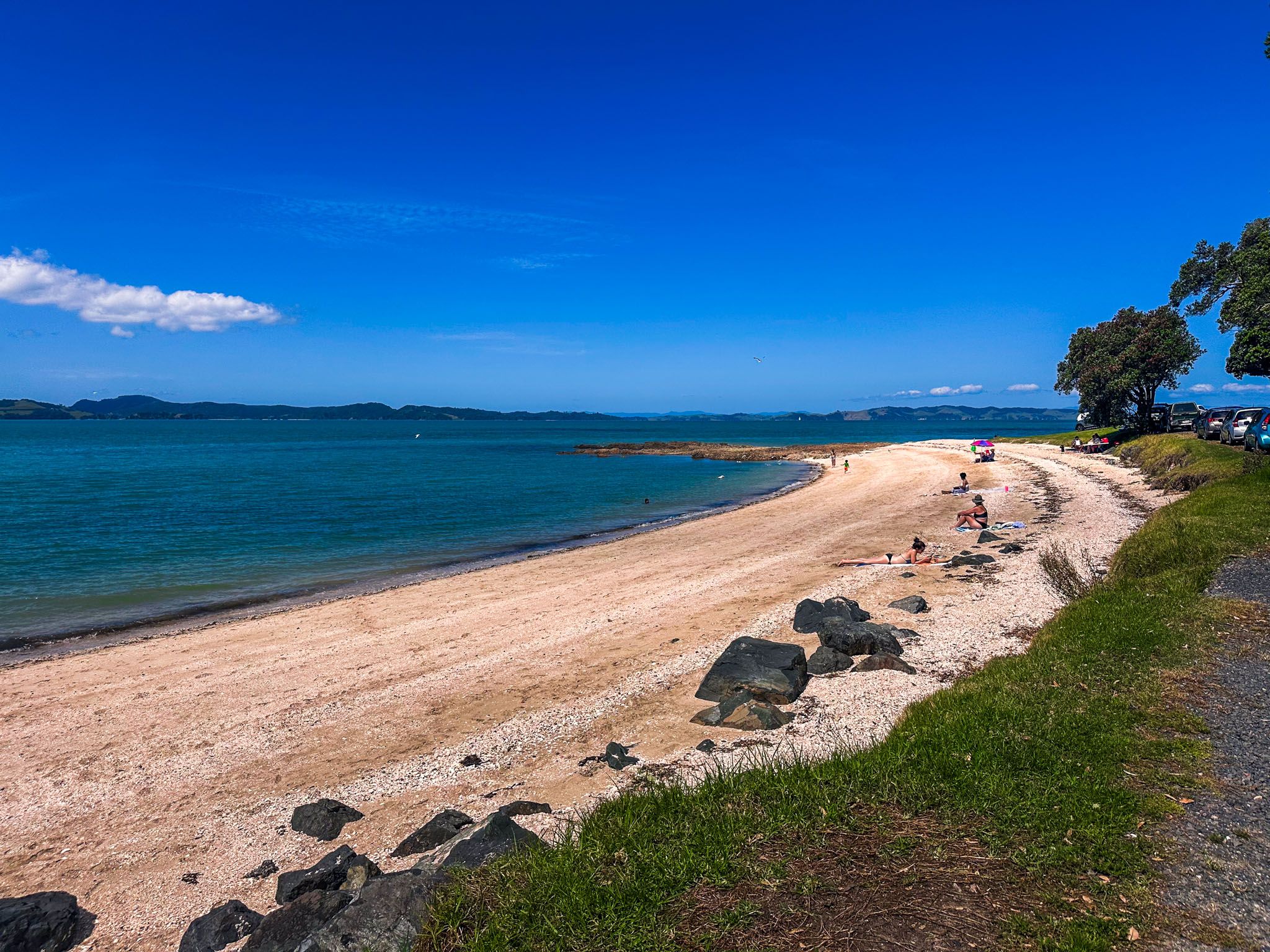 Waiomanu Beach