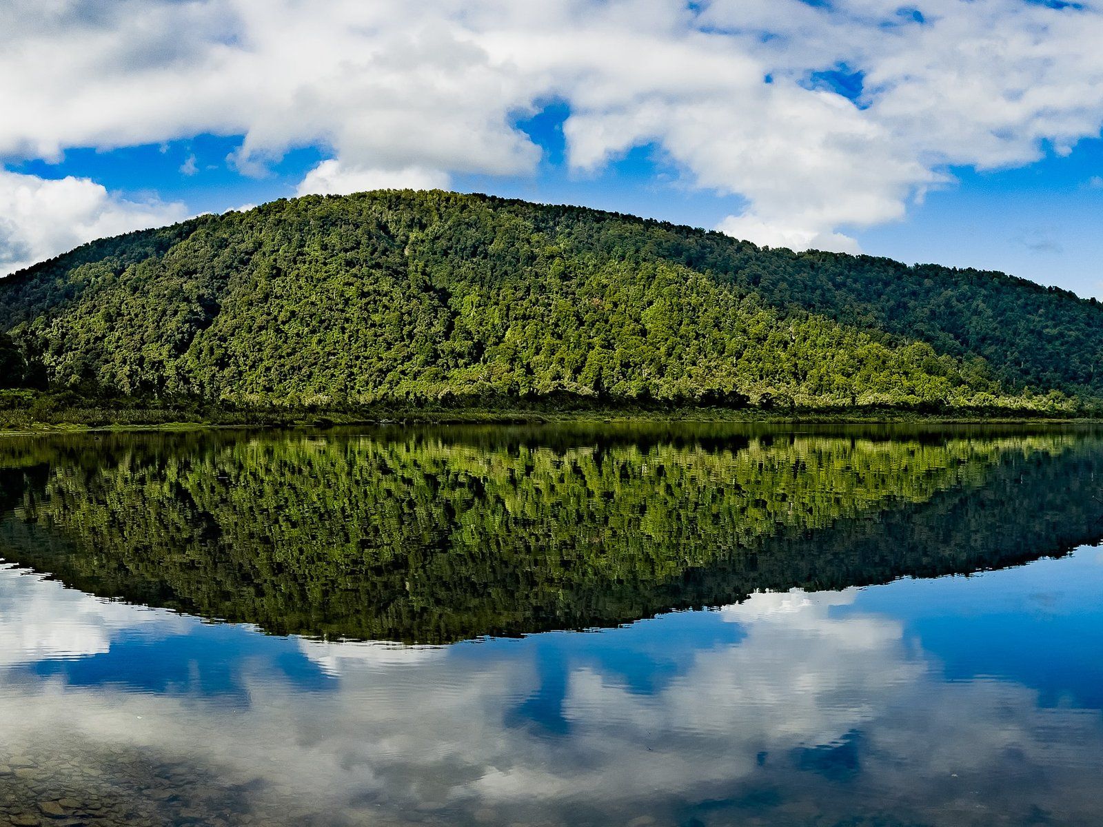 Lake Moeraki