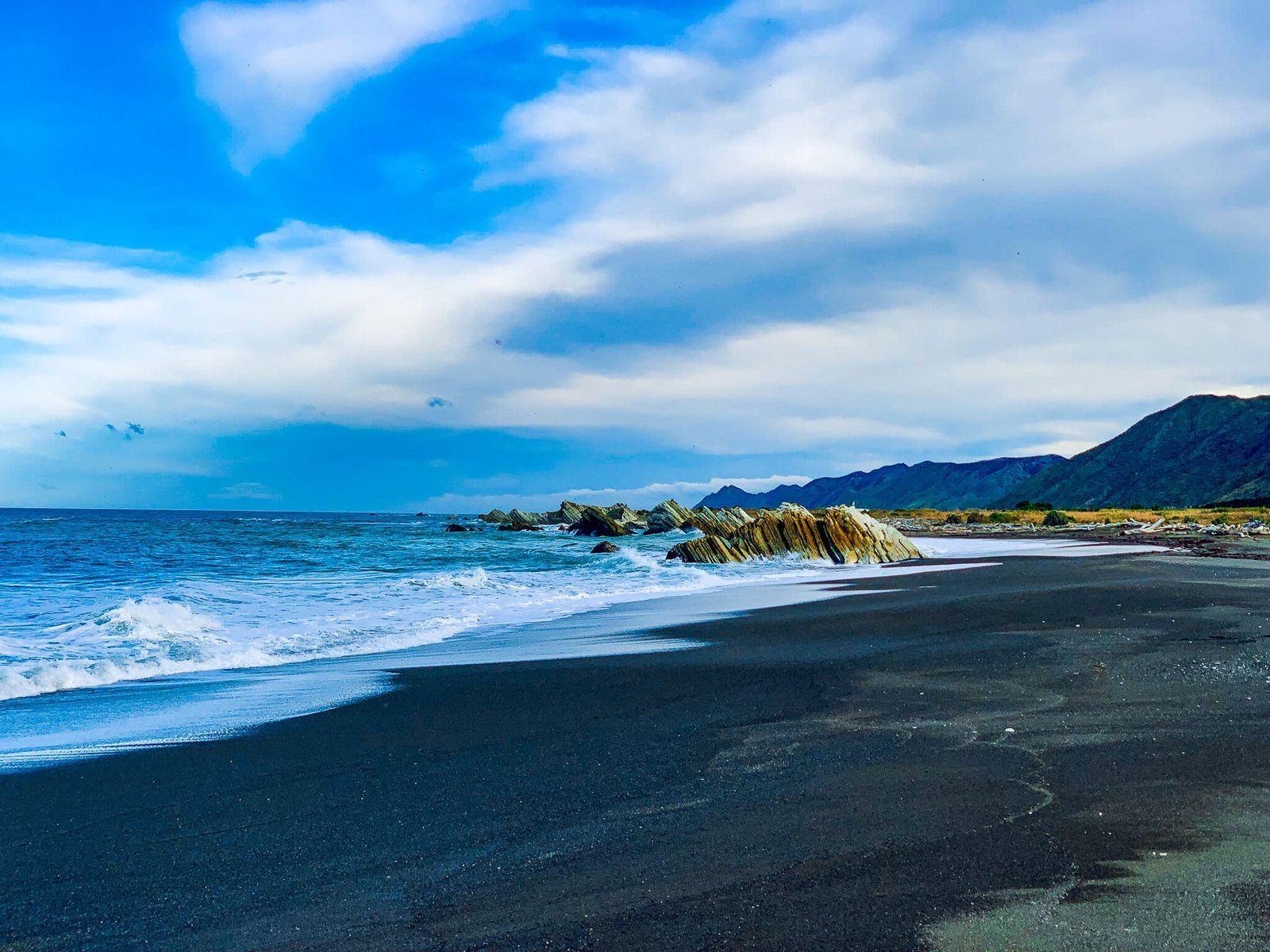 Pahaoa Riverhead and Beach