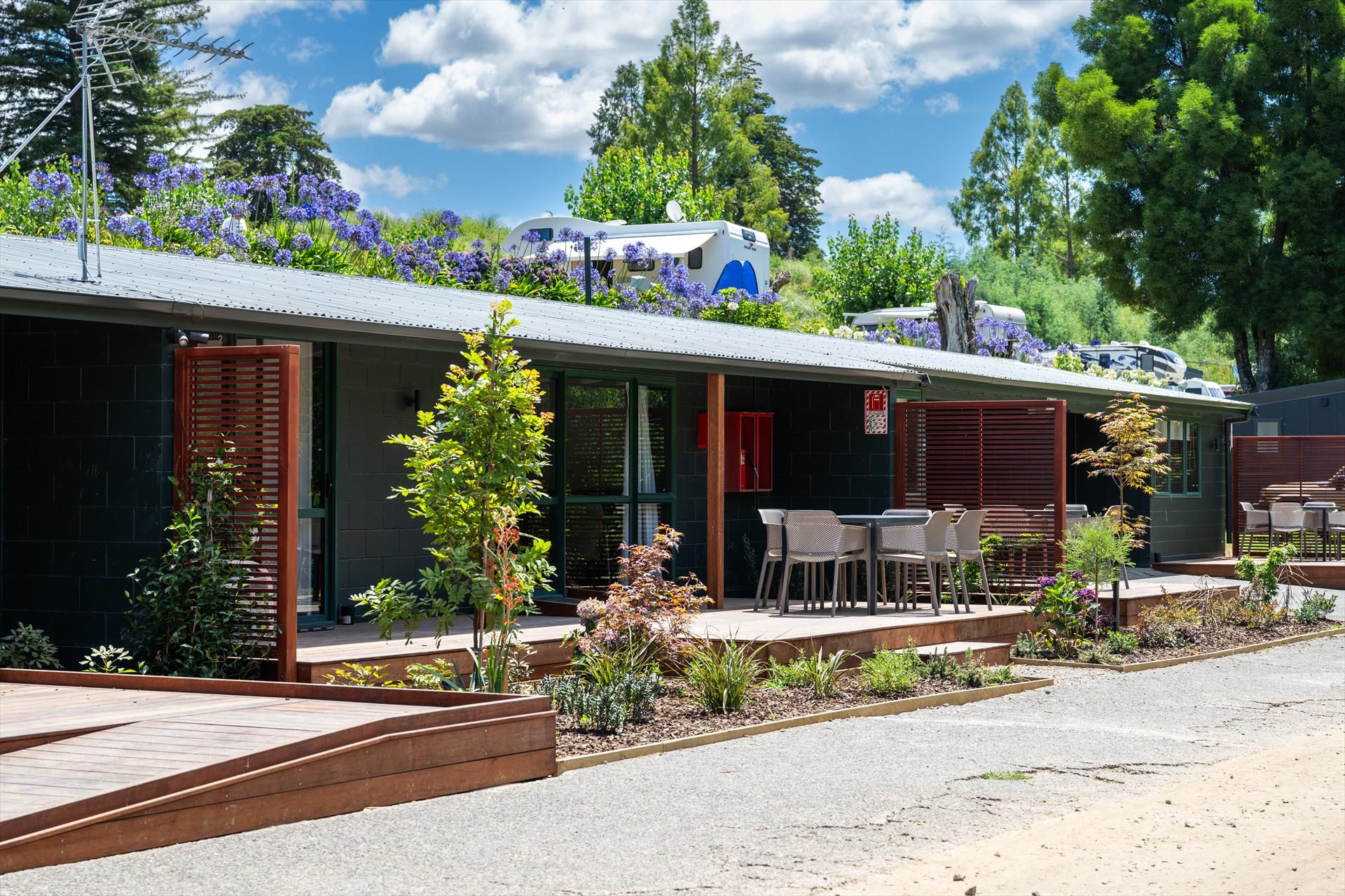 Opal Hot Springs & Holiday Park