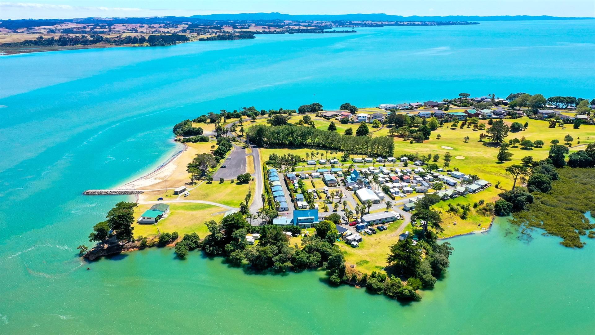 Clarks Beach Holiday Park