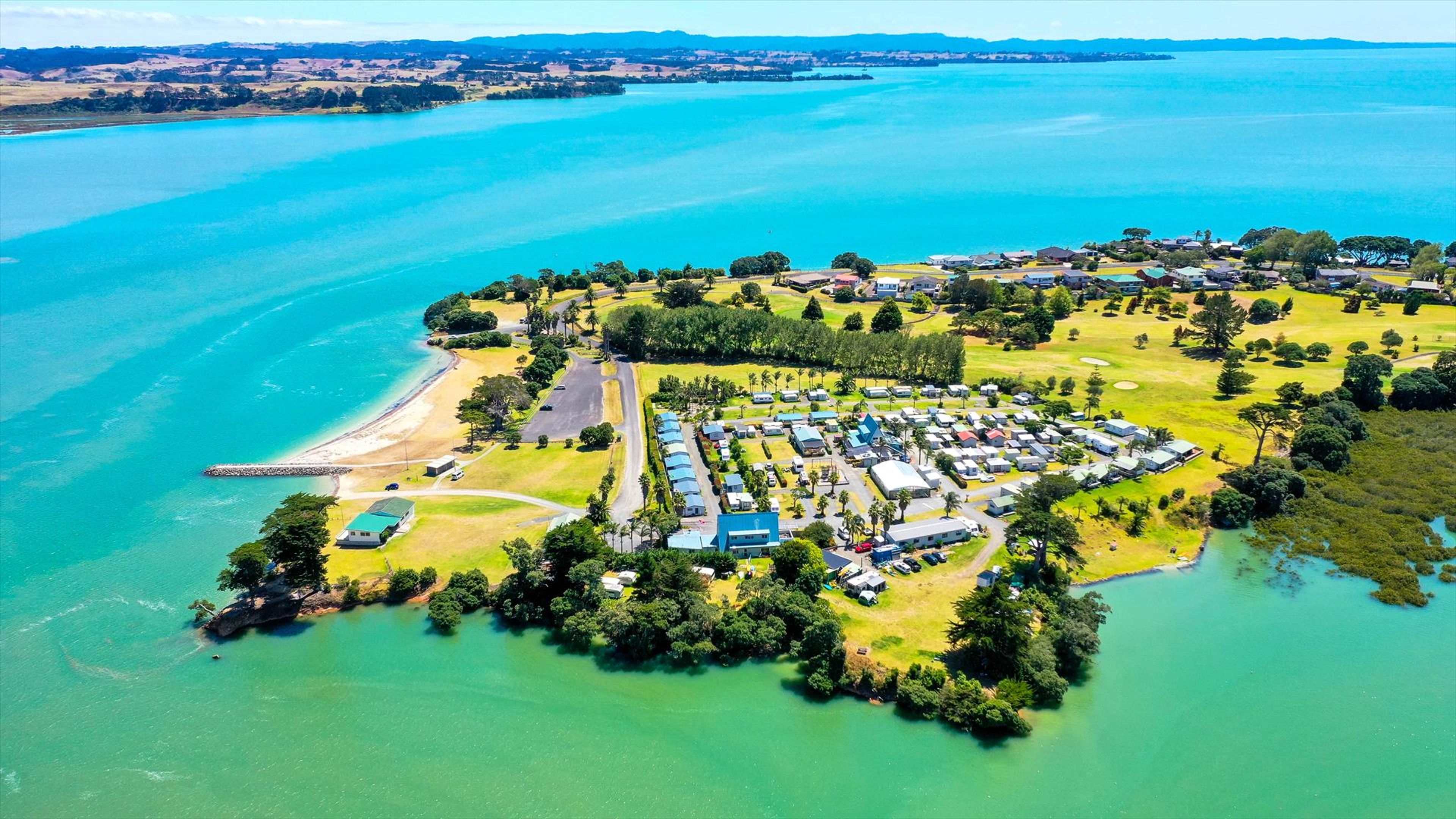 Clarks Beach Holiday Park