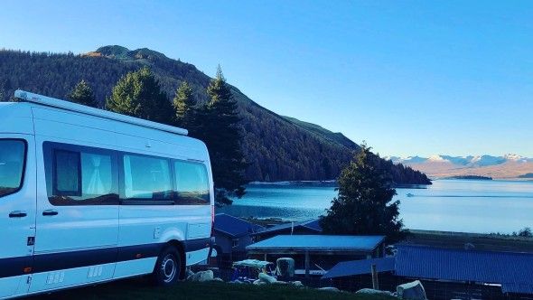 Lakes Edge Holiday Park