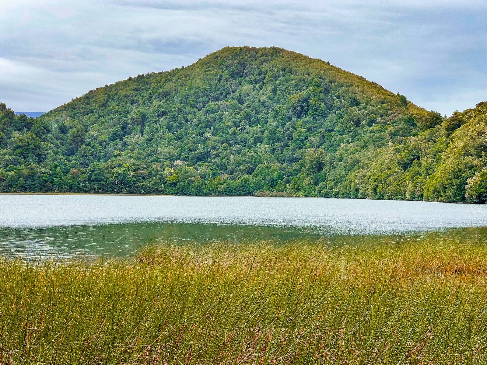 Lake Rotopounamu