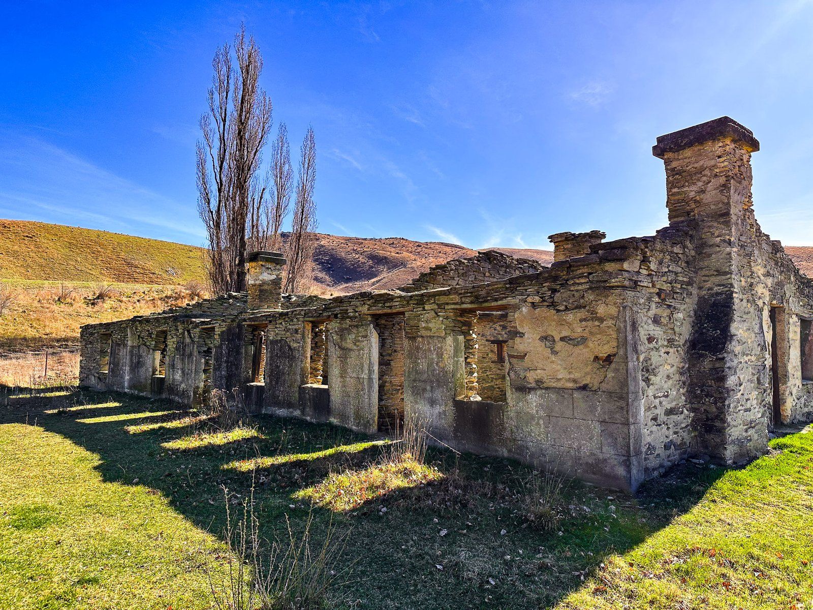 Nine Mile Reserve and Lindis Pass Hotel