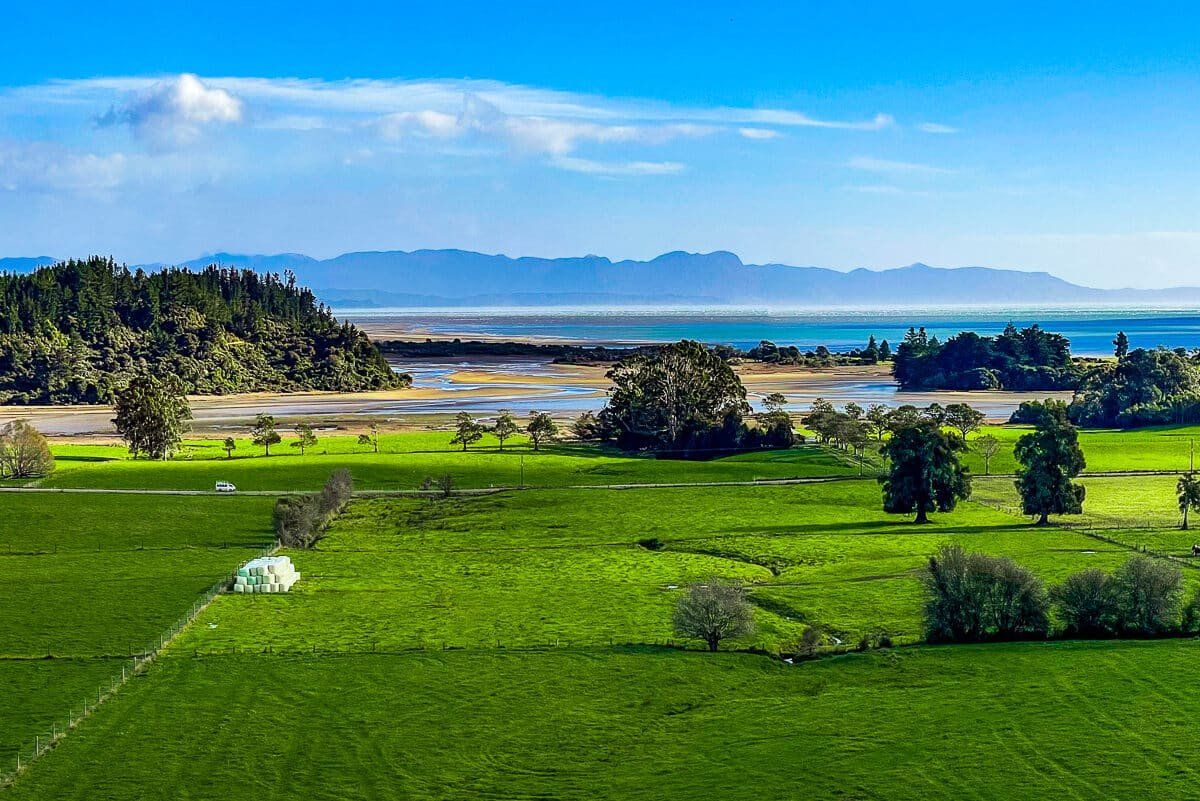 Driving and hiking on spectacular Takaka Hill