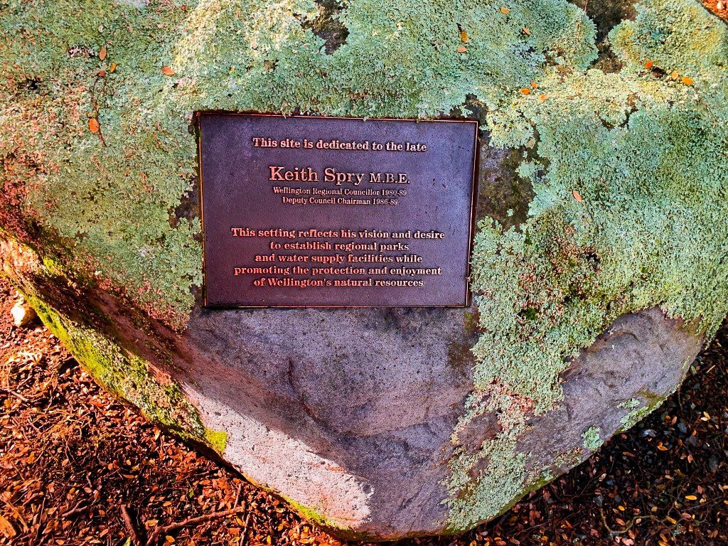 Image 6 of 7
