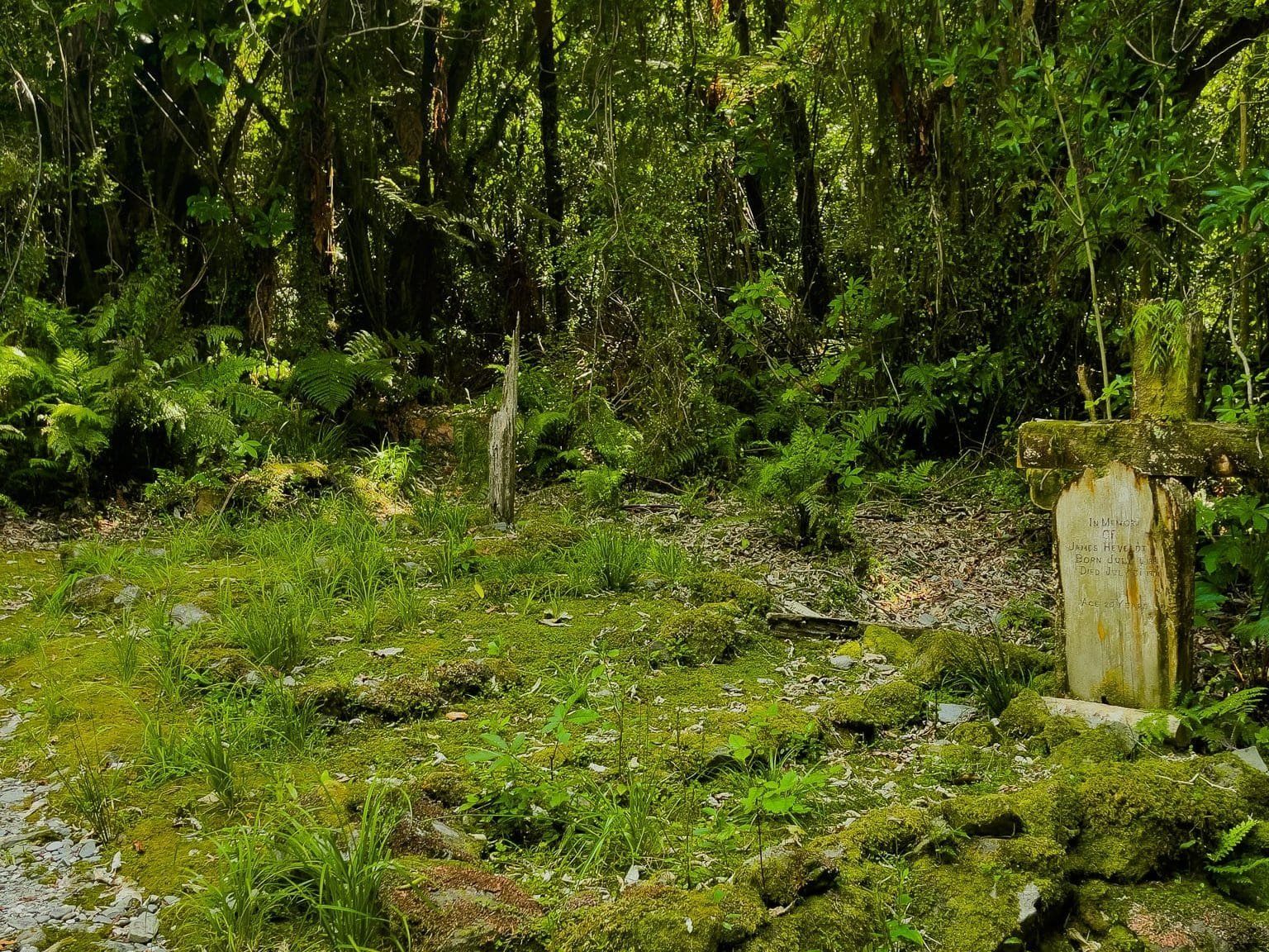 Arawhata Pioneer Cemetery