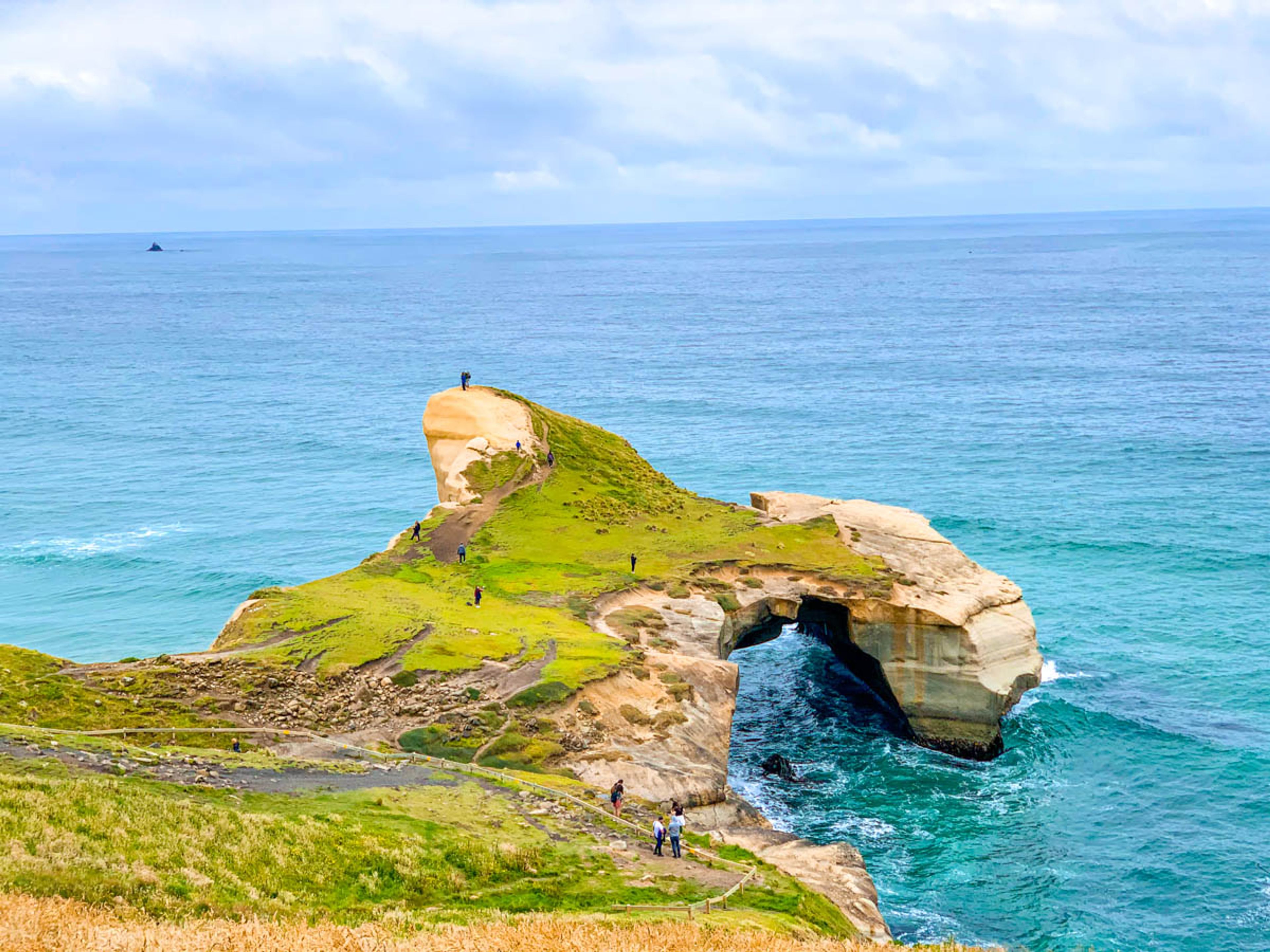 Tunnel Beach