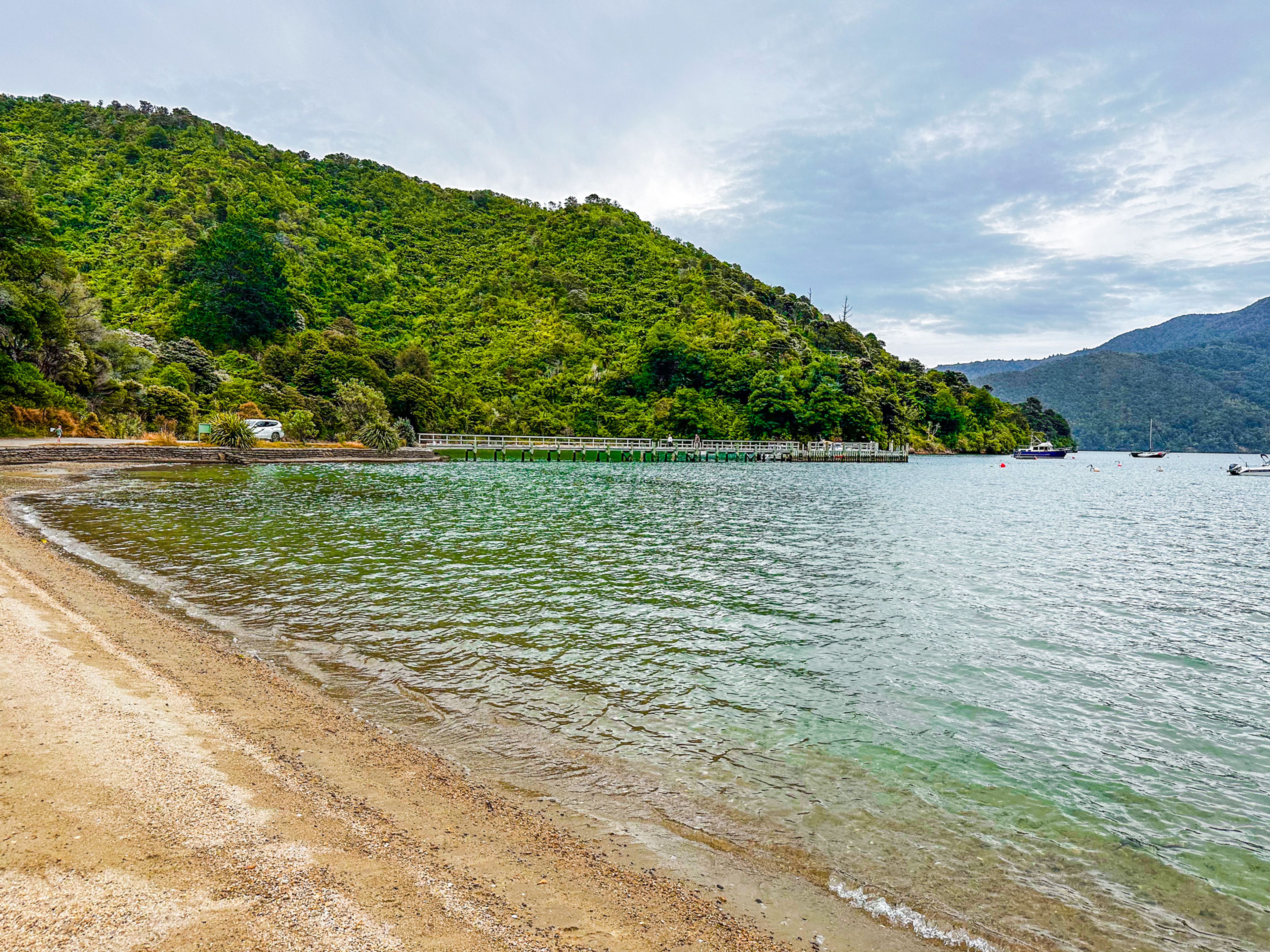 Ngākuta Bay