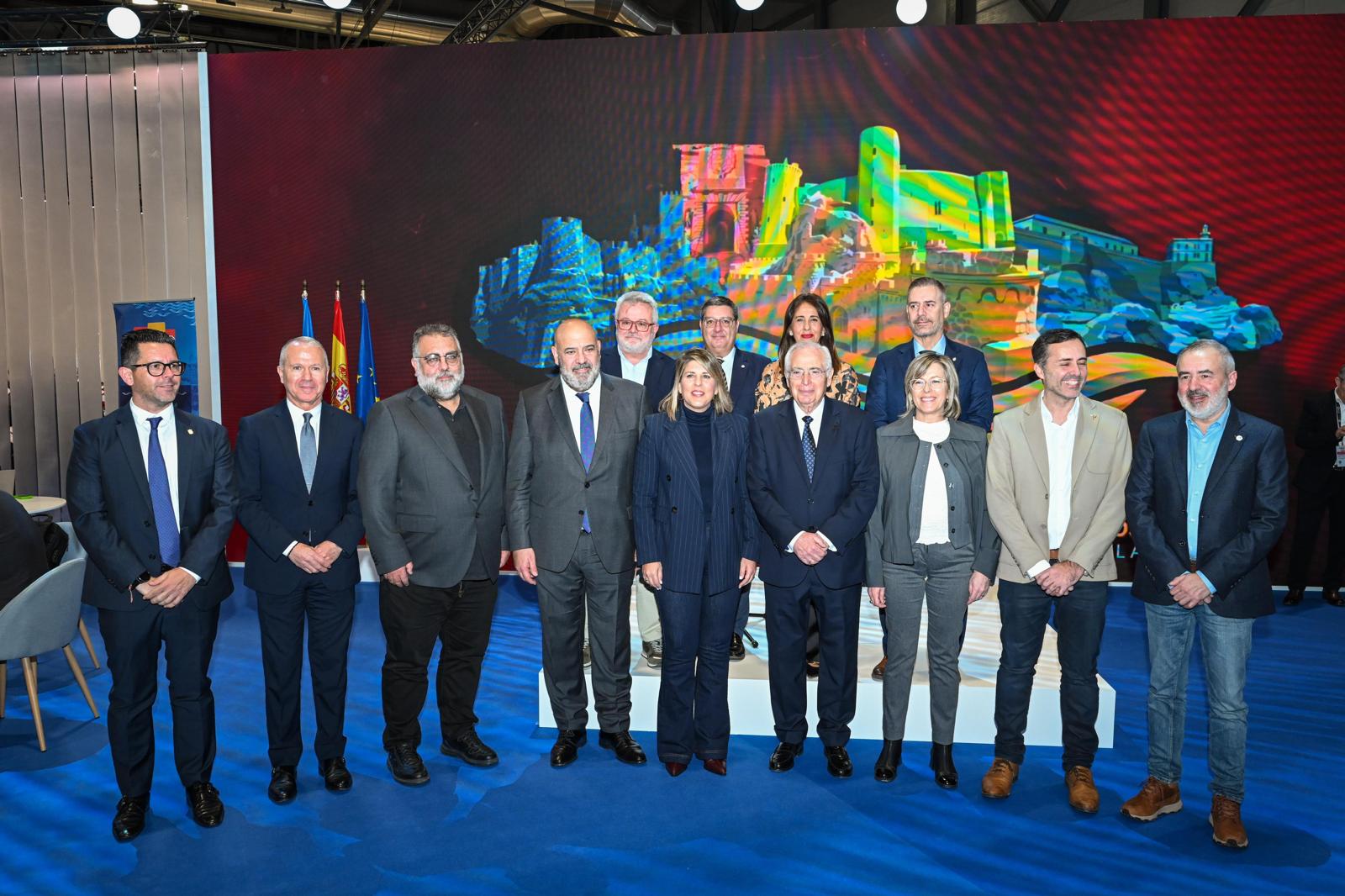 Palma impulsa una candidatura conjunta a la UNESCO por su patrimonio fortificado / Palma impulsa amb quatre ciutats més una candidatura conjunta a la UNESCO pel seu patrimoni fortificat