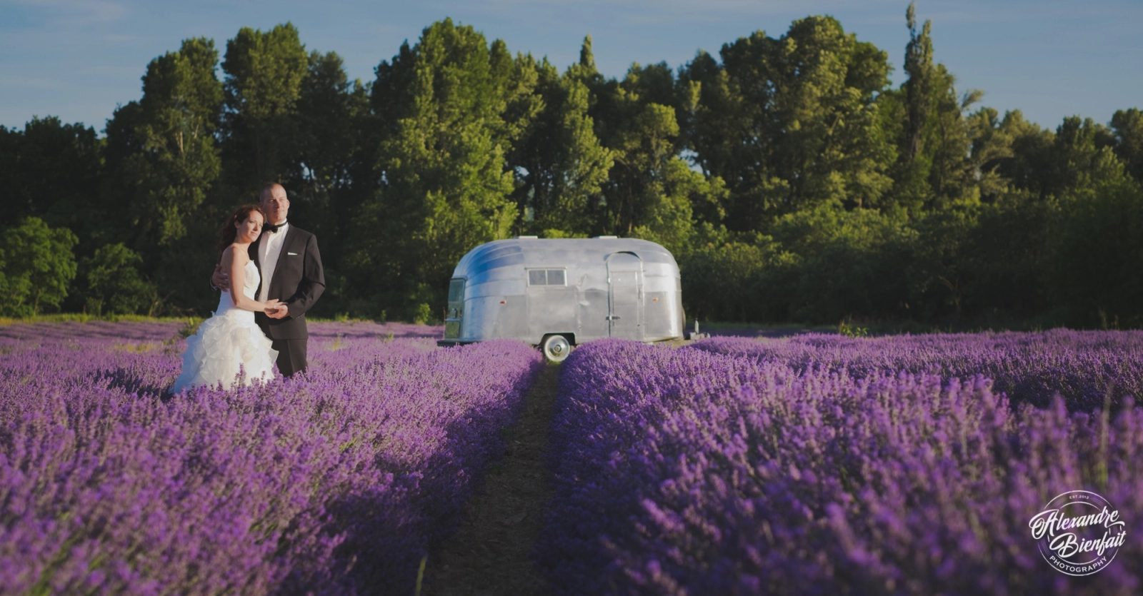 caravane airstream en drome provençale