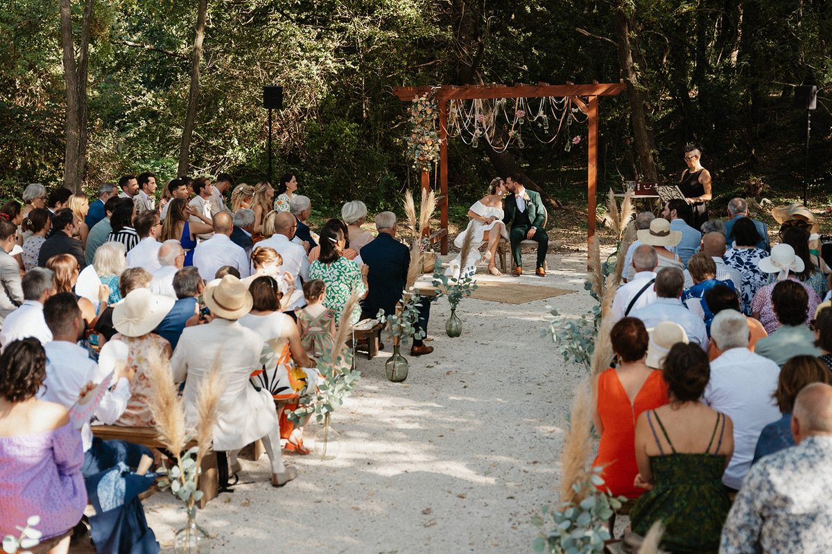 espace de cérémonie laïque à la maison claudie, domaine en drome à cote de montelimar