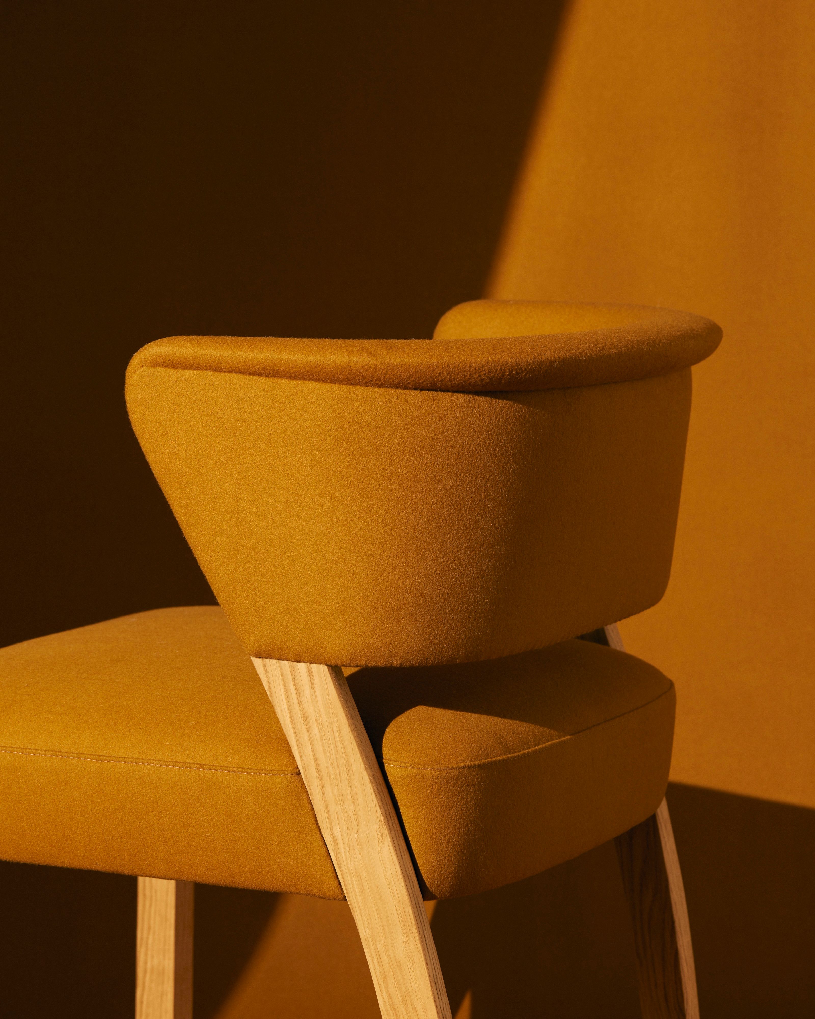 Ess Chair