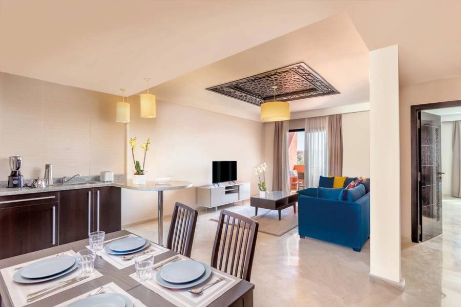 LE CONDOMINIUM — 9