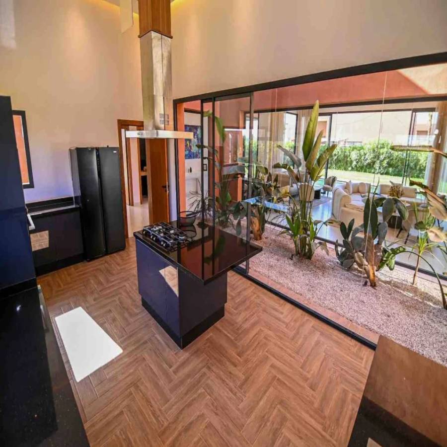 SIGNATURE LUXURY VILLA — 12