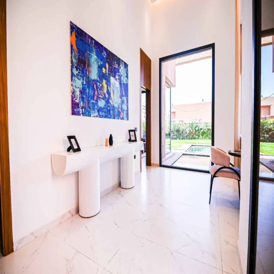 SIGNATURE LUXURY VILLA — 11