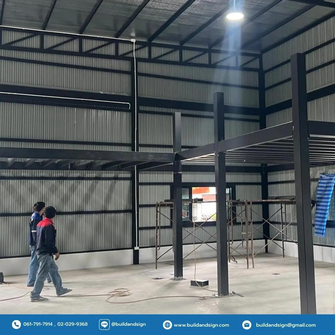 Mezzanine office construction inside a warehouse