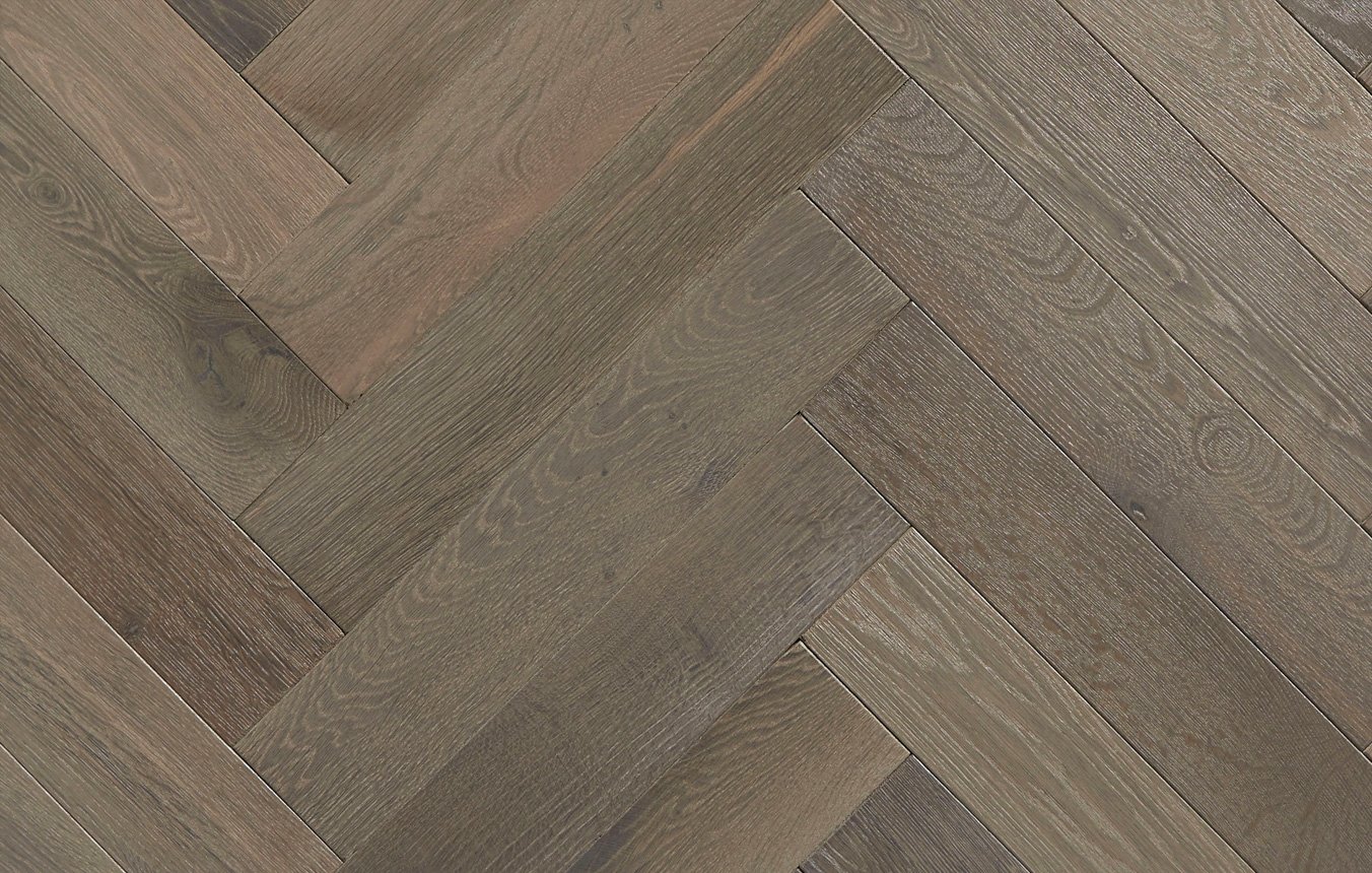 Regent’s Crescent interior with oak flooring
