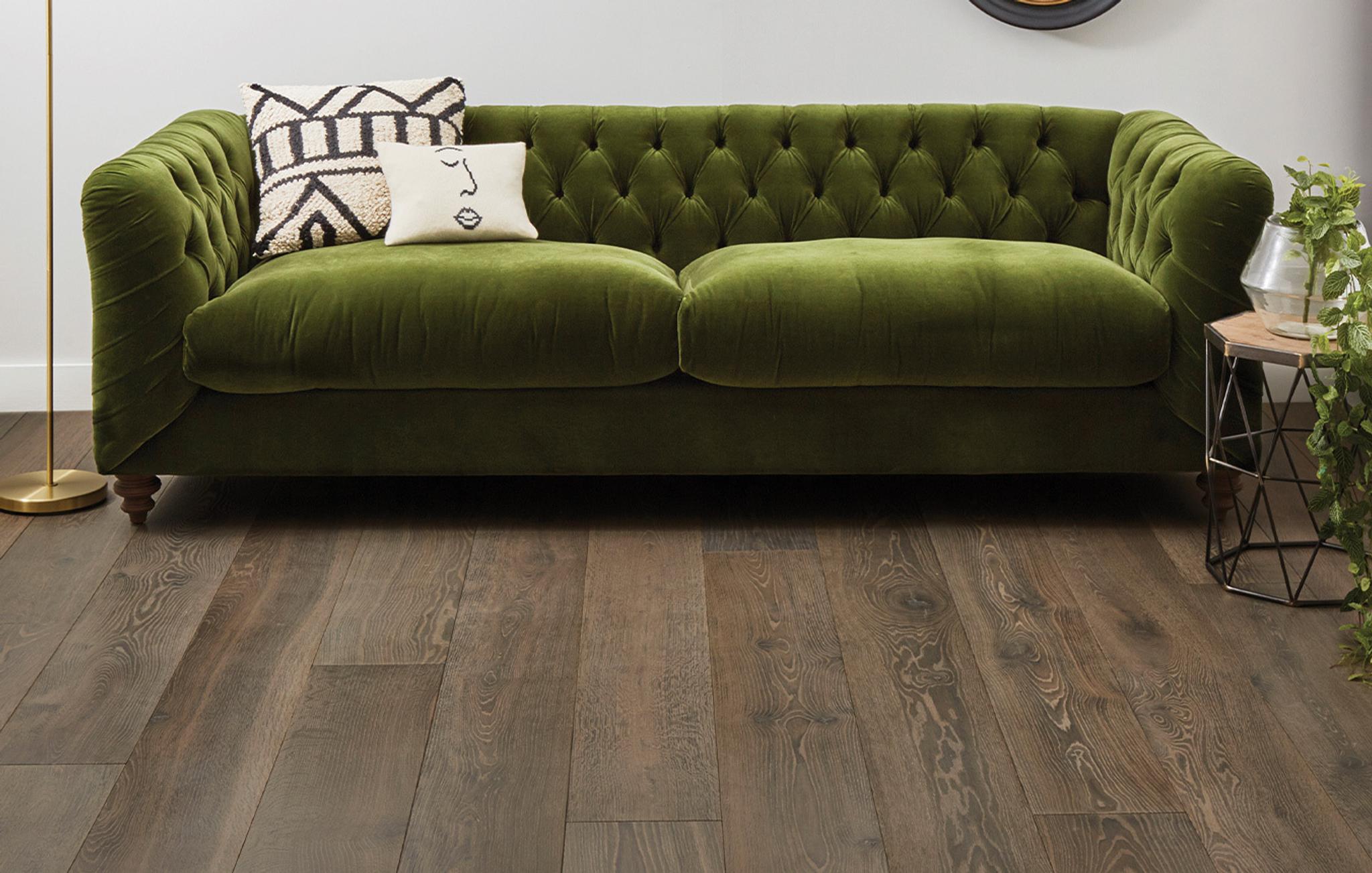 Tolland_ExtraWidePlank_ART28_Roomshot