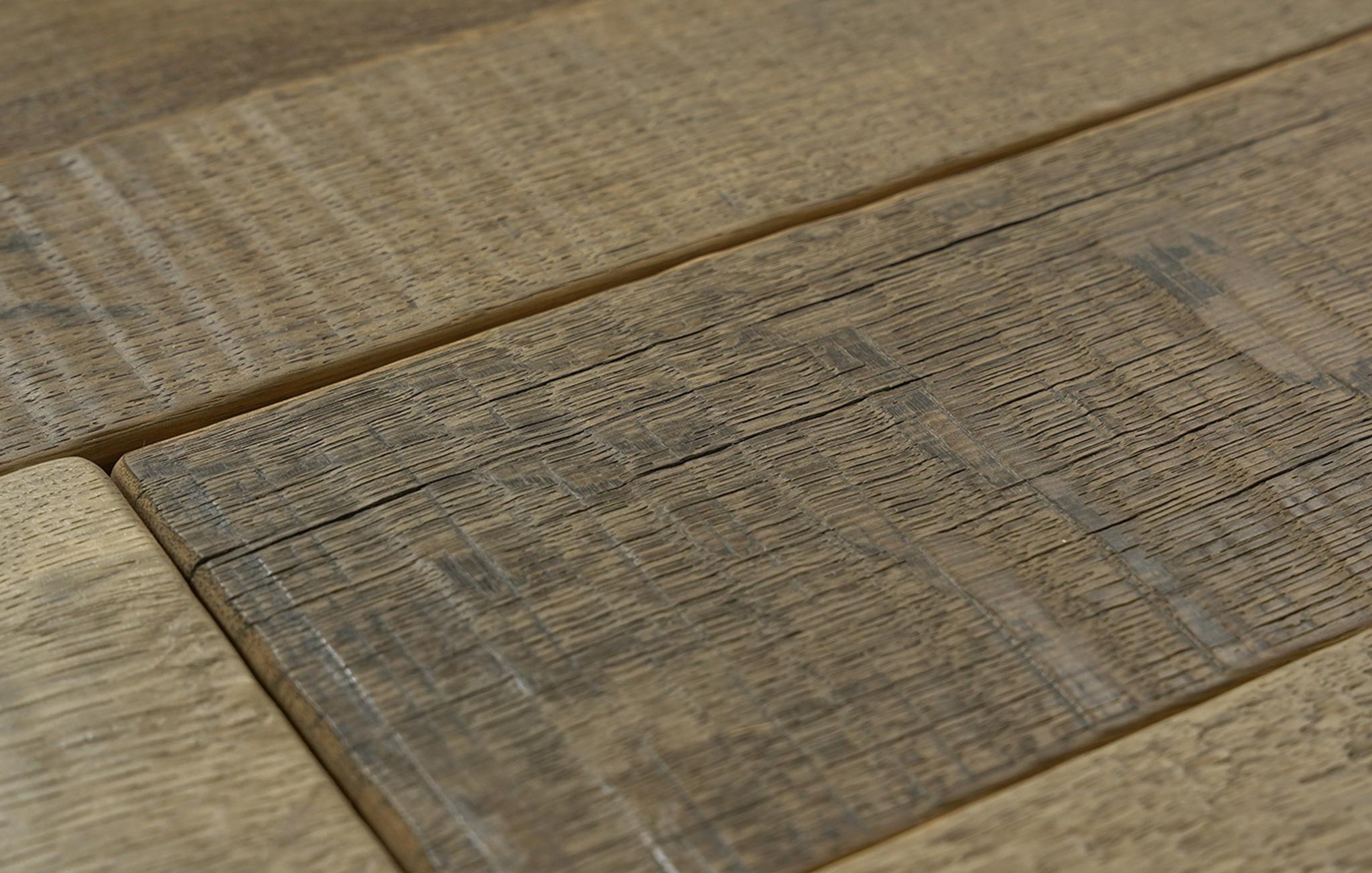 Merrain_RandomWidthPlank_ANTIQ070_Detail