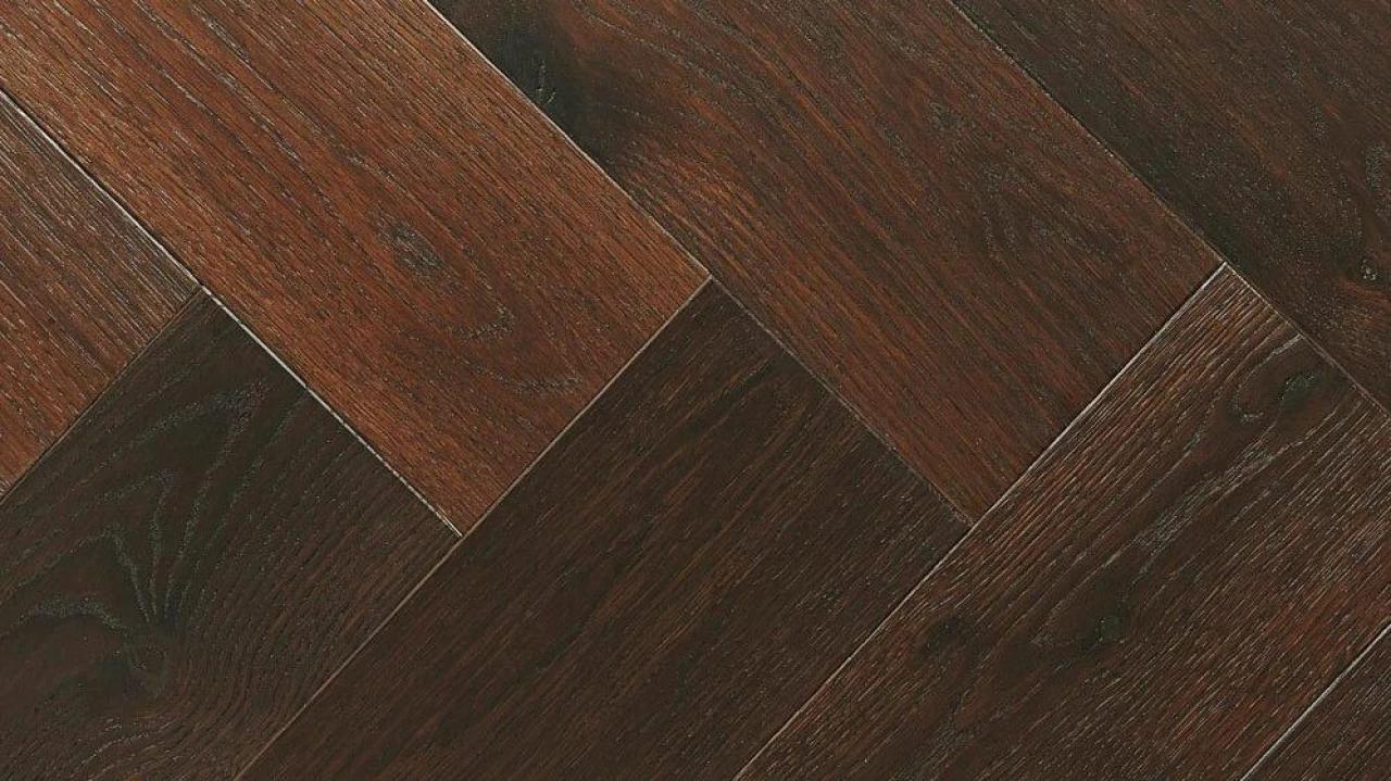 Aged European Rustic Grade Oak